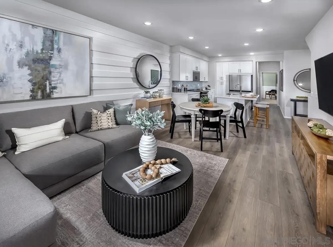 Detail Gallery Image 5 of 14 For 505  Lotus Drive, San Marcos,  CA 92069 - 3 Beds | 3 Baths