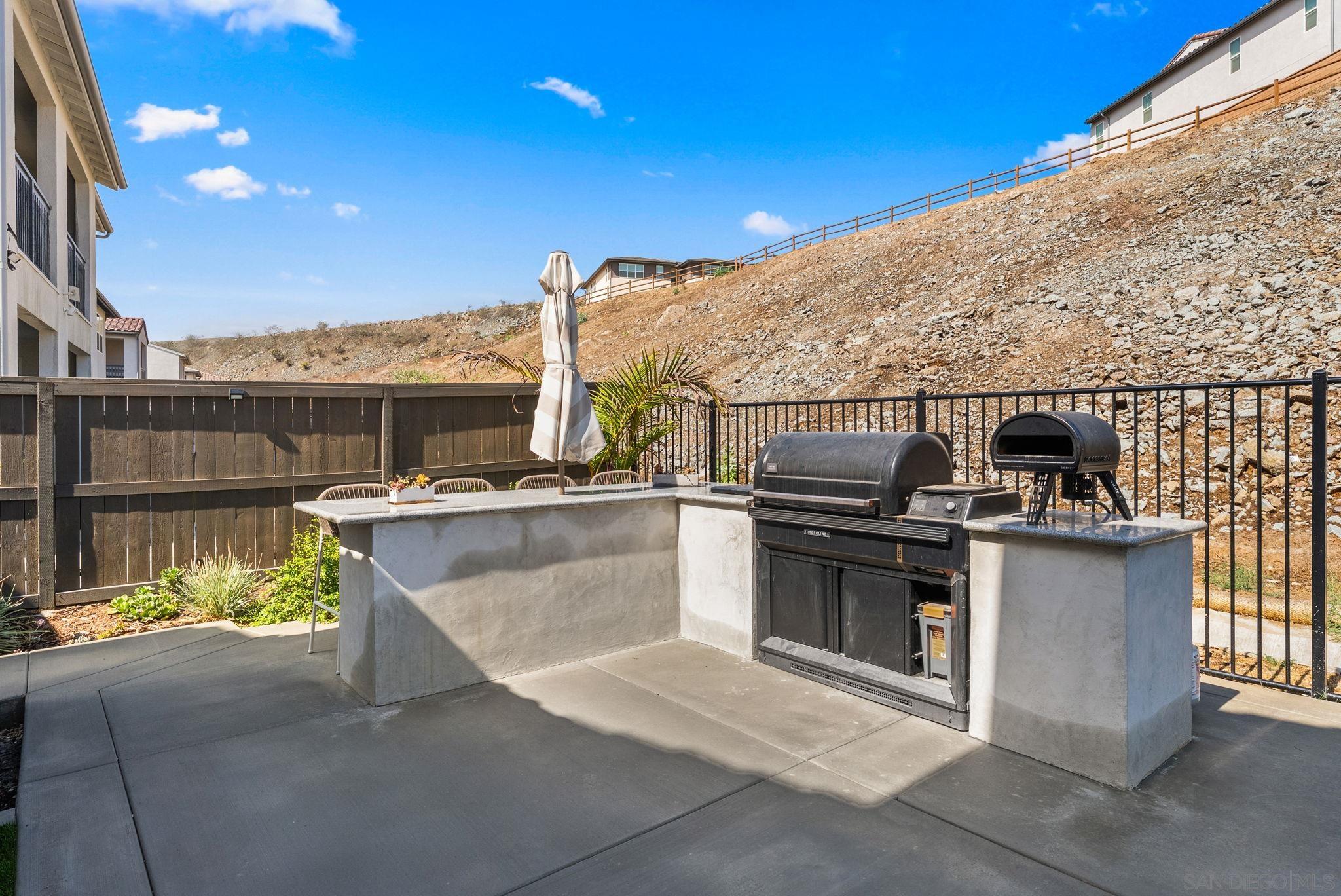 Detail Gallery Image 39 of 51 For 1567  Corte Botanicas, Chula Vista,  CA 91913 - 4 Beds | 3/1 Baths