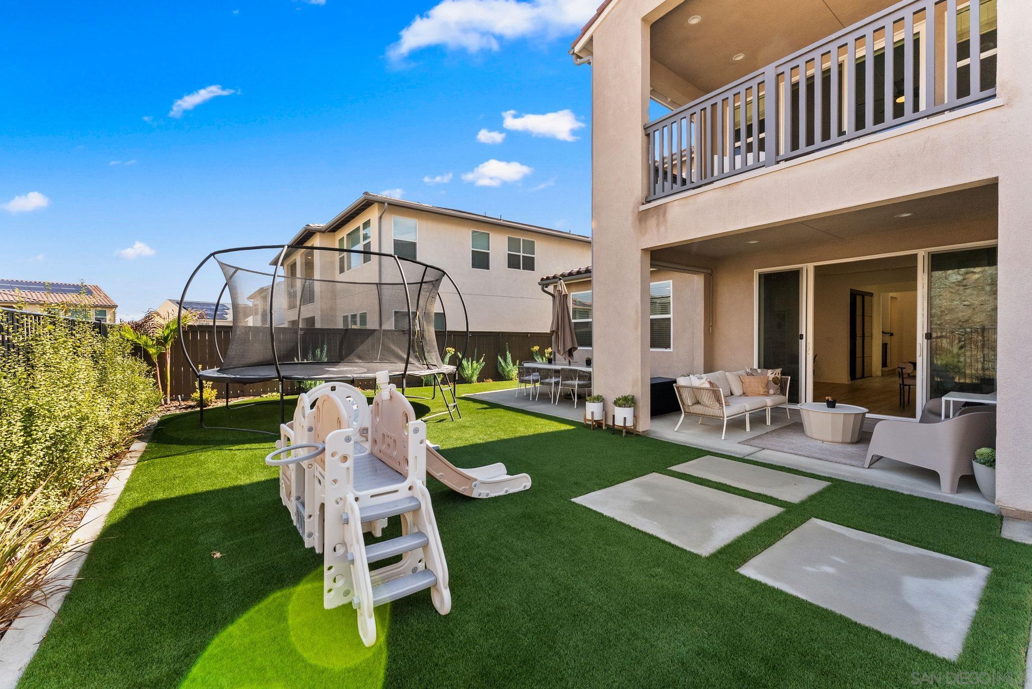 Detail Gallery Image 41 of 51 For 1567  Corte Botanicas, Chula Vista,  CA 91913 - 4 Beds | 3/1 Baths