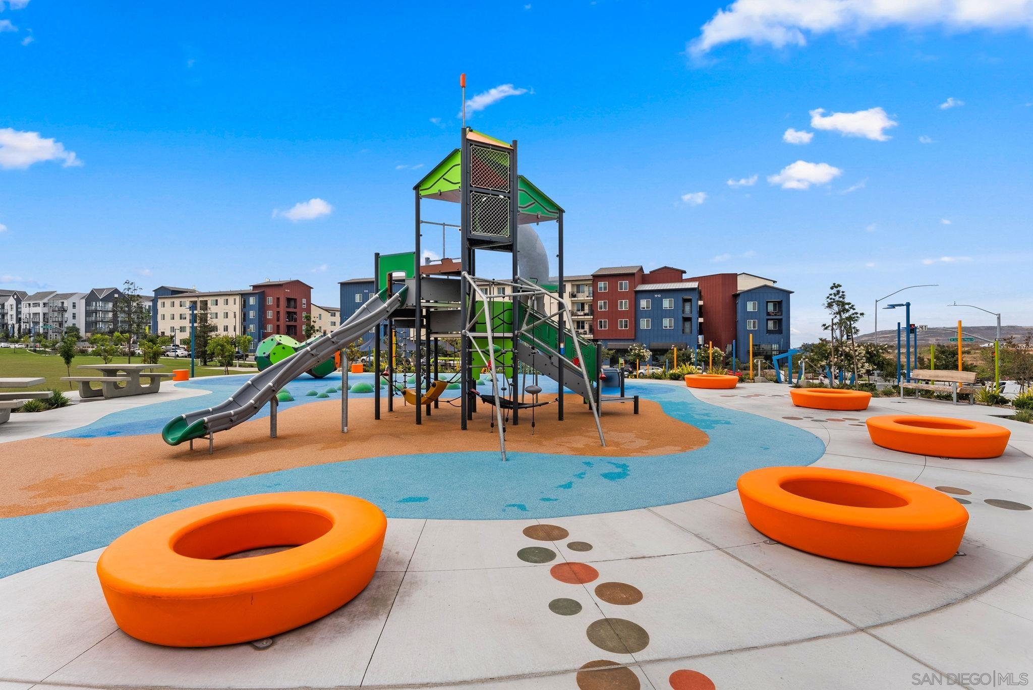 Detail Gallery Image 48 of 51 For 1567  Corte Botanicas, Chula Vista,  CA 91913 - 4 Beds | 3/1 Baths