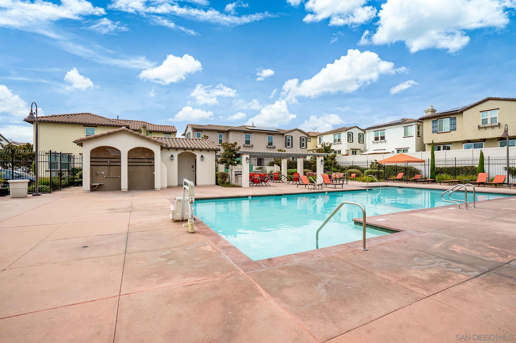 Detail Gallery Image 25 of 30 For 4208  Mission Ranch Way, Oceanside,  CA 92057 - 3 Beds | 3 Baths