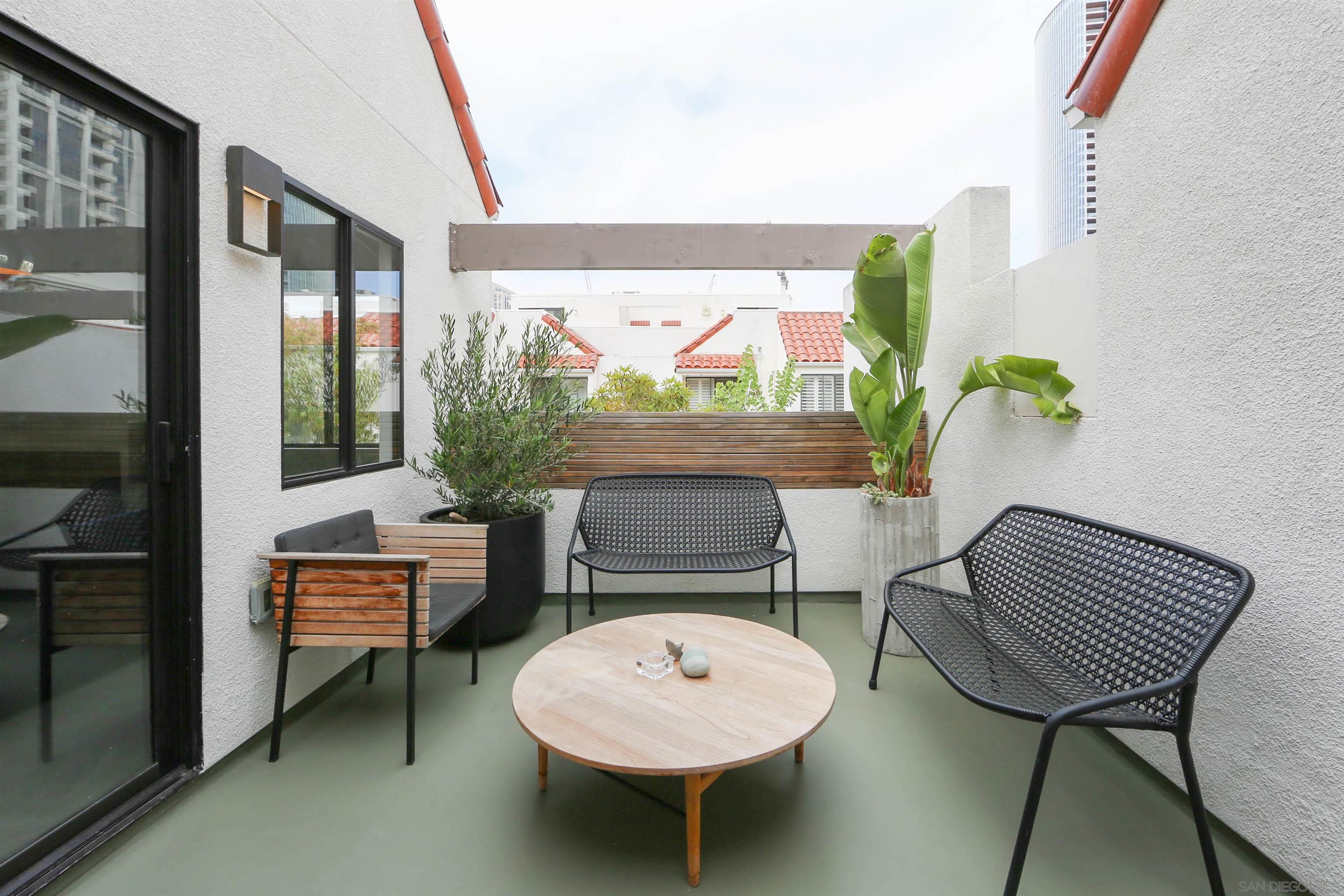 Detail Gallery Image 15 of 30 For 701  Kettner Blvd.  #100,  San Diego,  CA 92101 - 2 Beds | 1 Baths