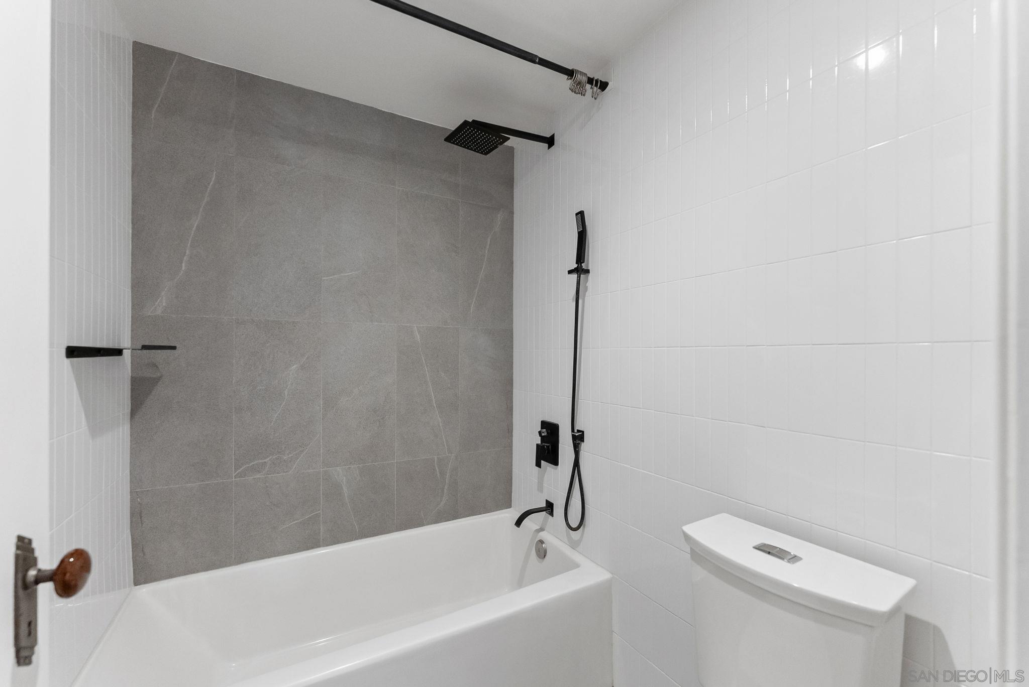 Detail Gallery Image 17 of 30 For 701  Kettner Blvd.  #100,  San Diego,  CA 92101 - 2 Beds | 1 Baths