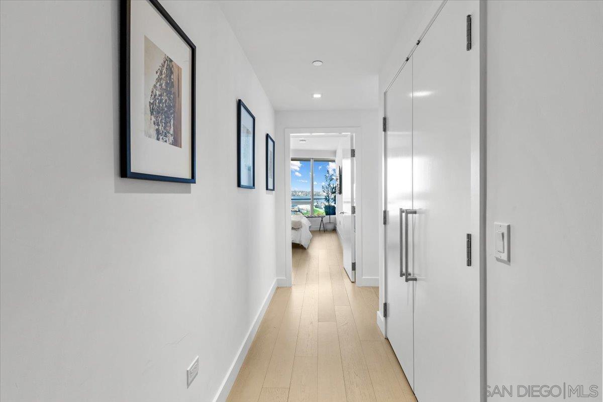 Detail Gallery Image 23 of 66 For 888 W E Street  #1001,  San Diego,  CA 92101 - 3 Beds | 2/1 Baths