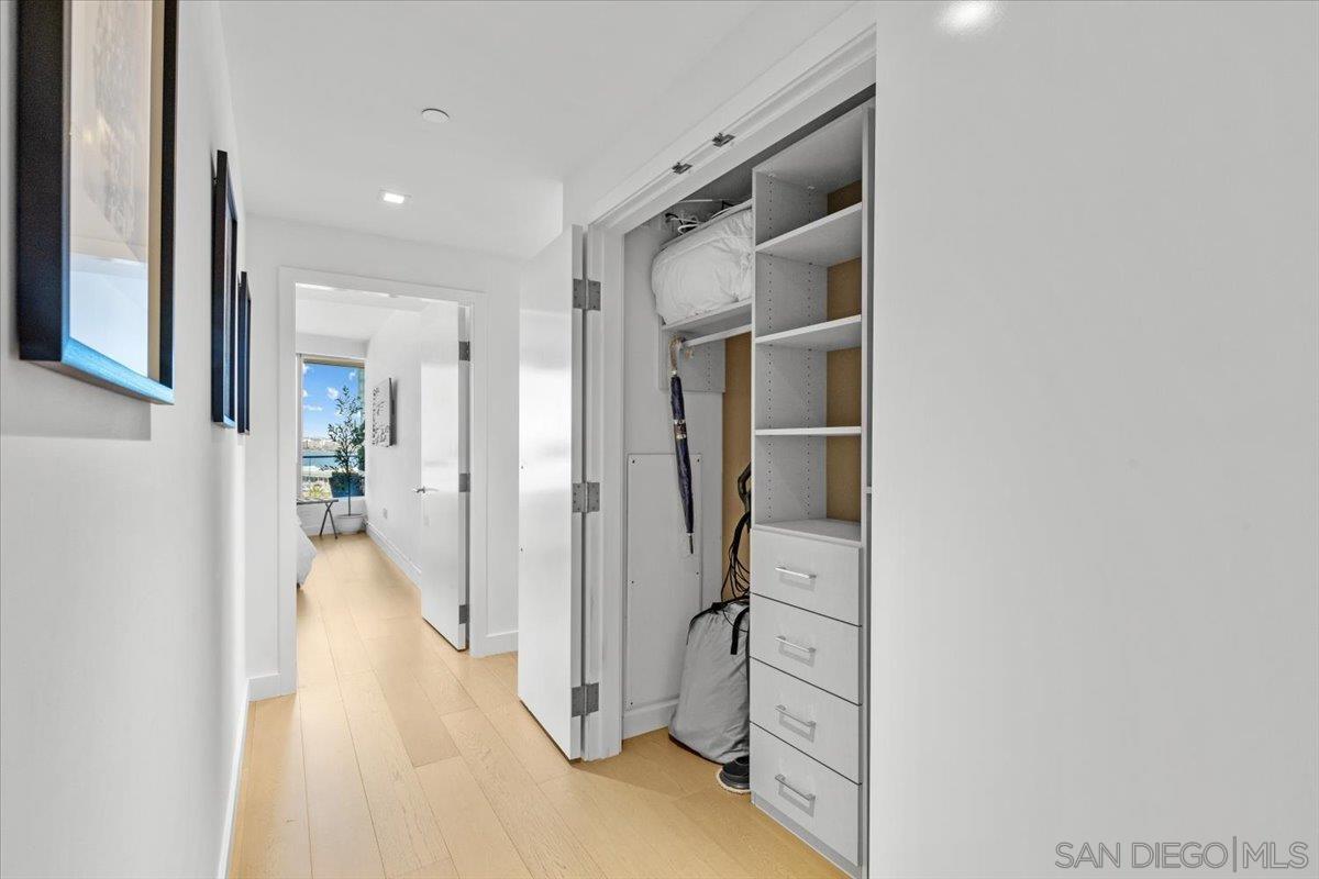 Detail Gallery Image 35 of 66 For 888 W E Street  #1001,  San Diego,  CA 92101 - 3 Beds | 2/1 Baths