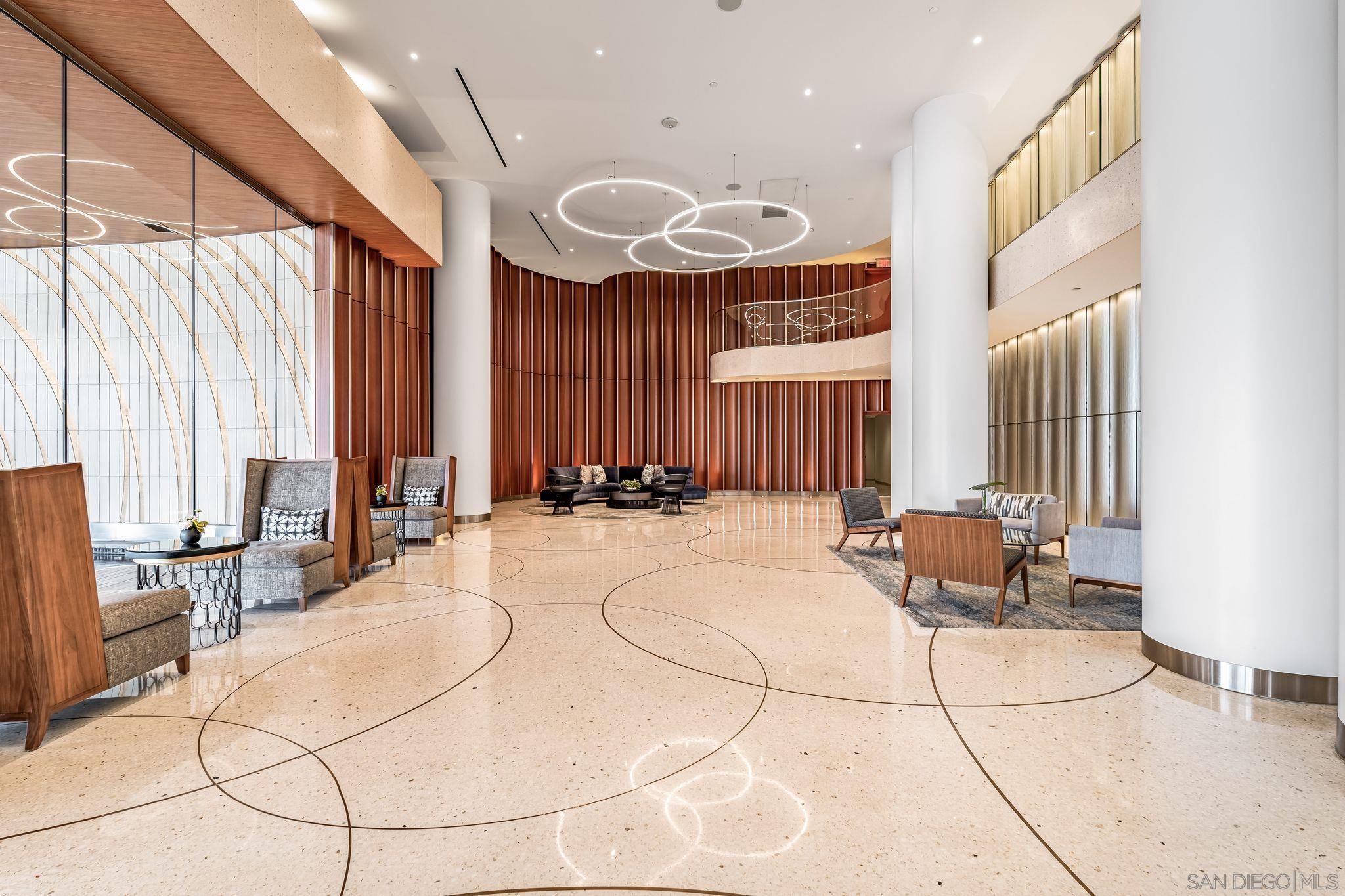 Detail Gallery Image 39 of 66 For 888 W E Street  #1001,  San Diego,  CA 92101 - 3 Beds | 2/1 Baths