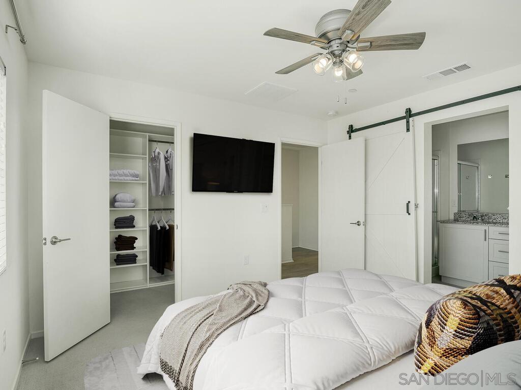 Detail Gallery Image 12 of 28 For 339  Sweet Pl, Fallbrook,  CA 92028 - 3 Beds | 2/1 Baths