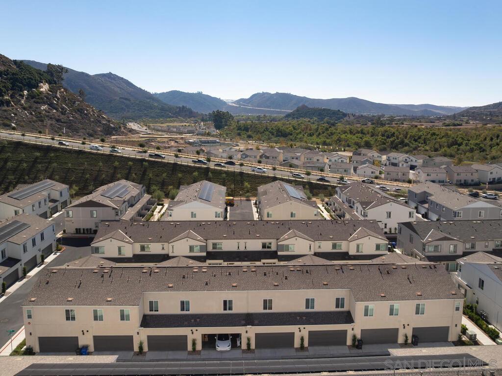 Detail Gallery Image 25 of 28 For 339  Sweet Pl, Fallbrook,  CA 92028 - 3 Beds | 2/1 Baths