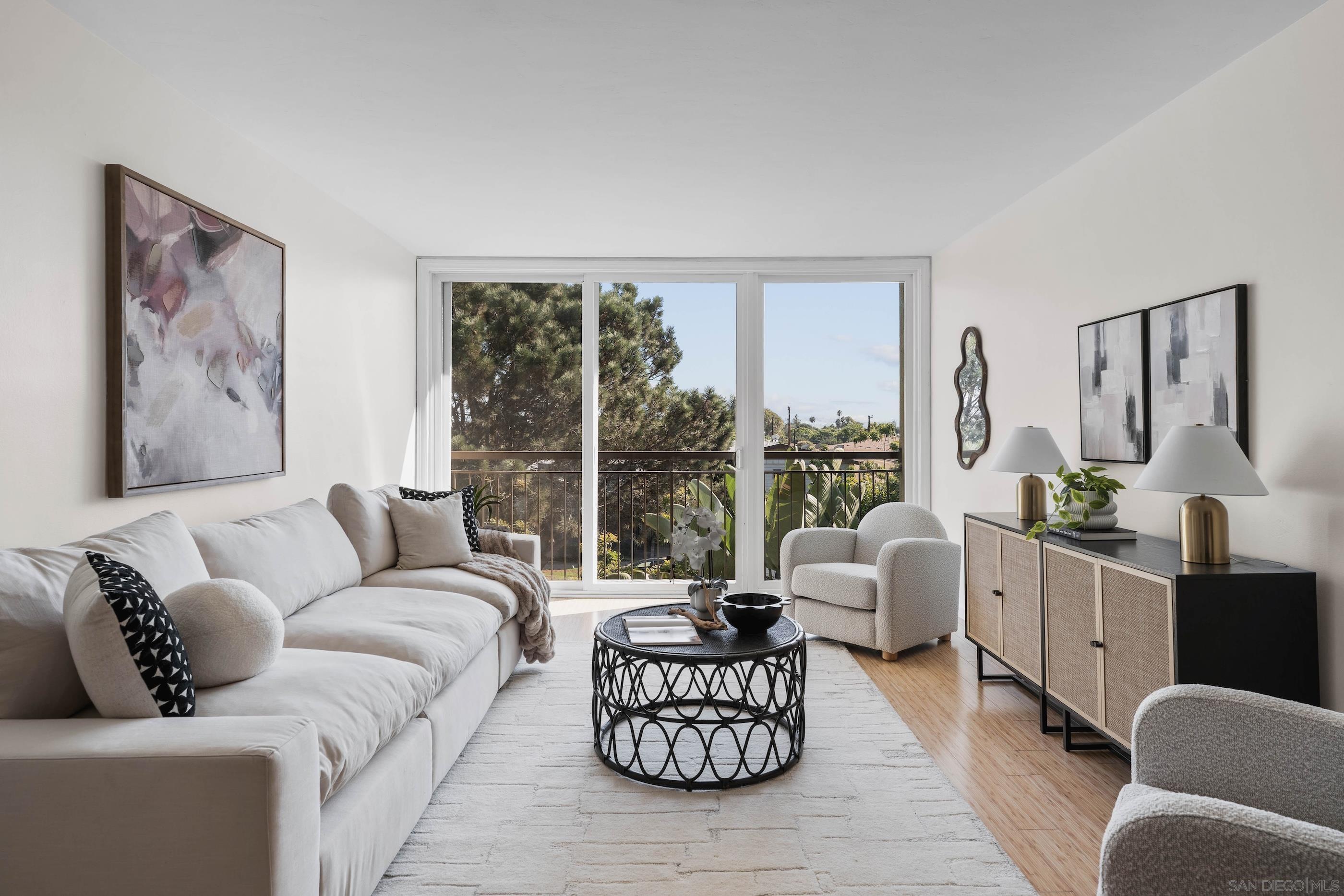 Front Image Thumbnail for SD2600118