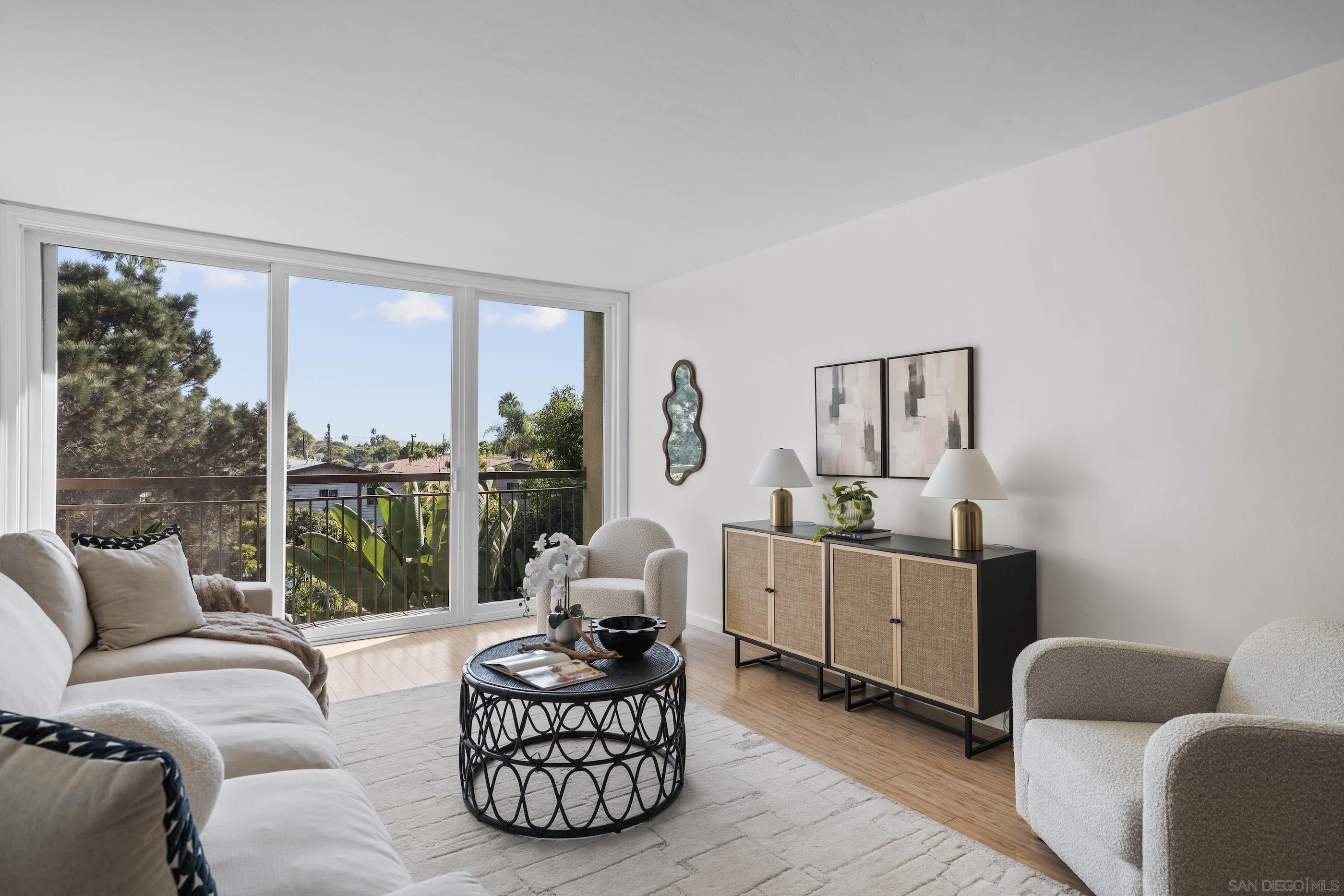 Detail Gallery Image 11 of 29 For 2266  Grand Ave  #31,  San Diego,  CA 92109 - 1 Beds | 1 Baths