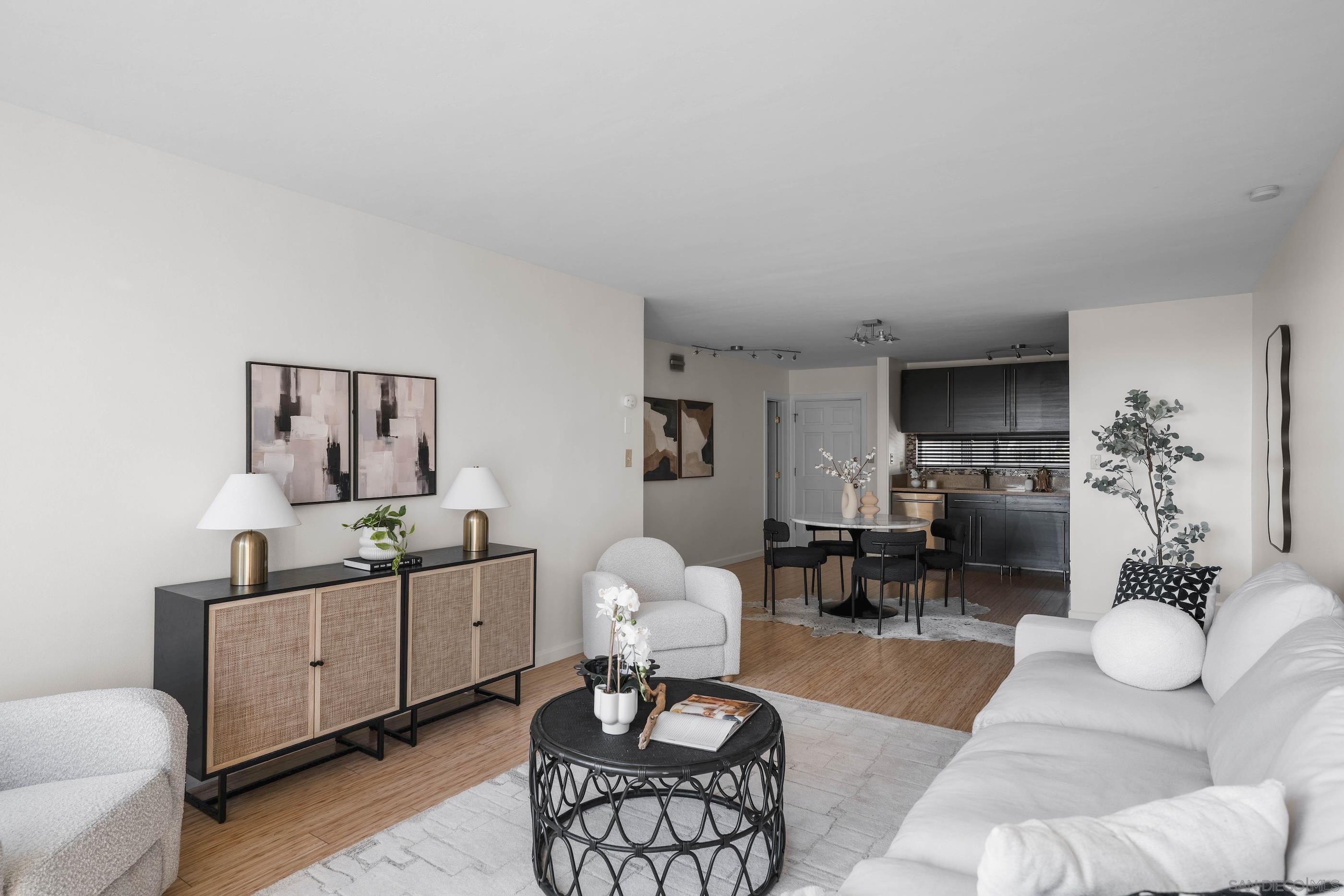 Detail Gallery Image 15 of 29 For 2266  Grand Ave  #31,  San Diego,  CA 92109 - 1 Beds | 1 Baths