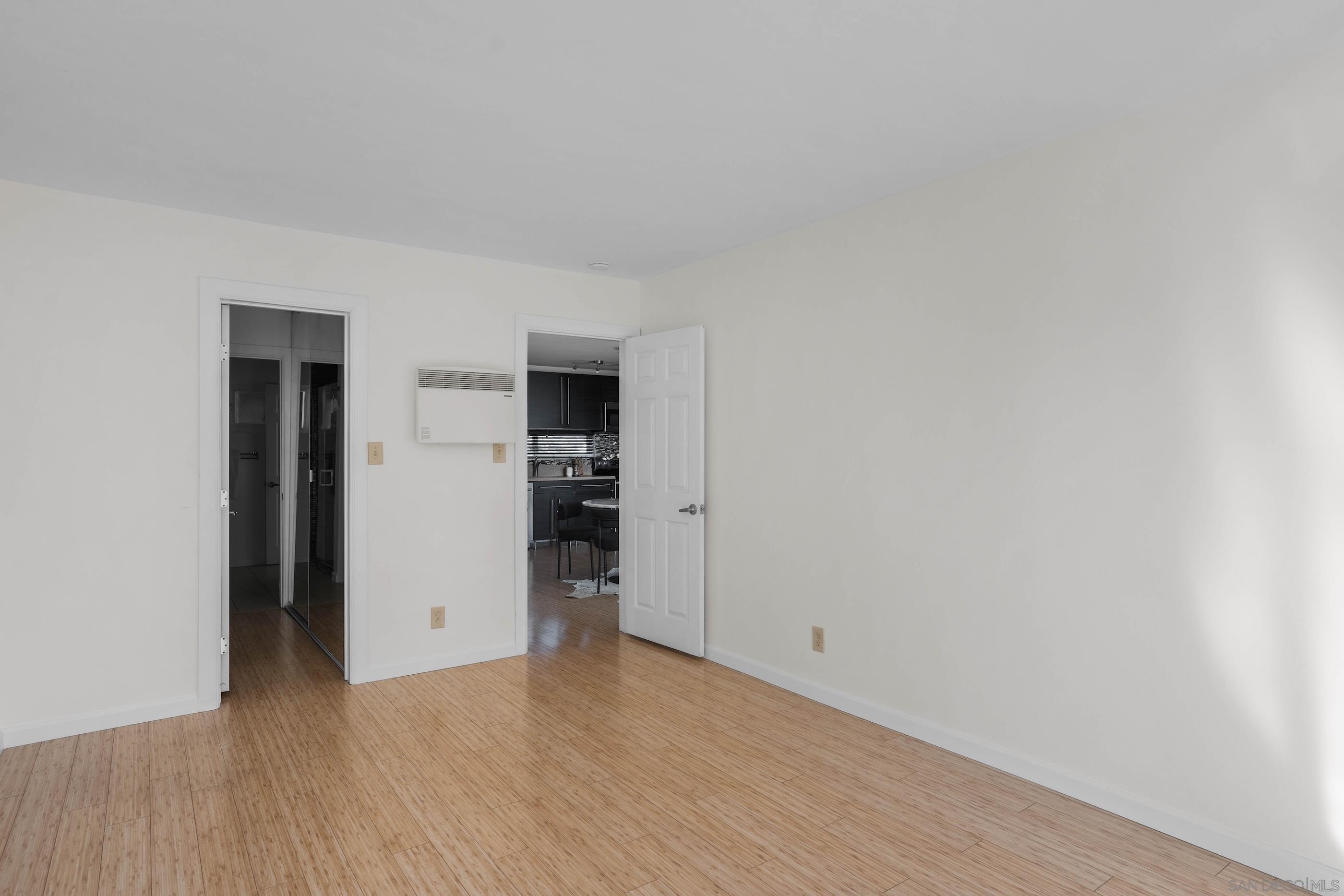 Detail Gallery Image 17 of 29 For 2266  Grand Ave  #31,  San Diego,  CA 92109 - 1 Beds | 1 Baths