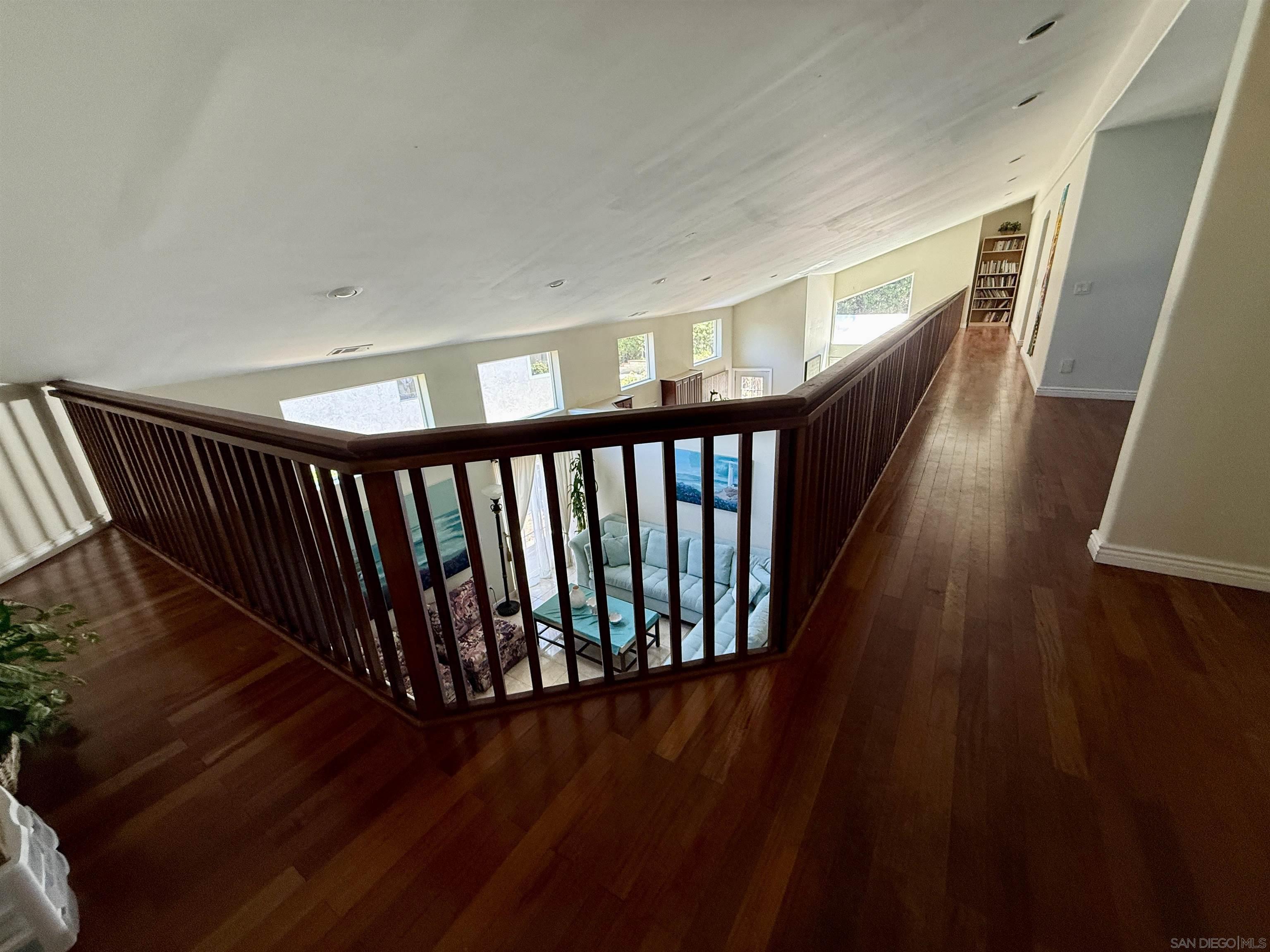 Detail Gallery Image 18 of 25 For 12665  Sundance Ave, San Diego,  CA 92129 - 7 Beds | 4 Baths