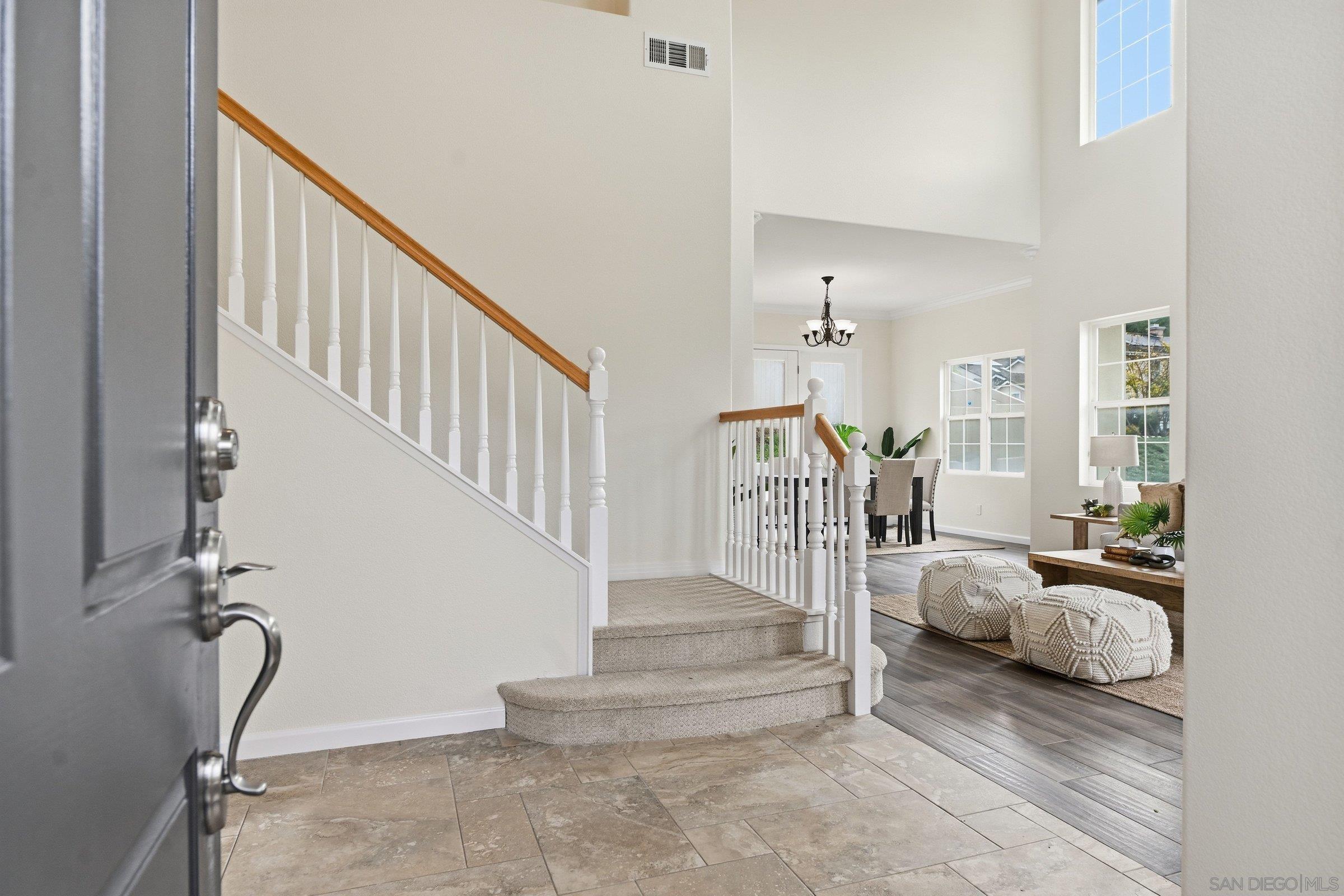 Detail Gallery Image 11 of 56 For 12632  Footman Ln, Poway,  CA 92064 - 4 Beds | 3 Baths