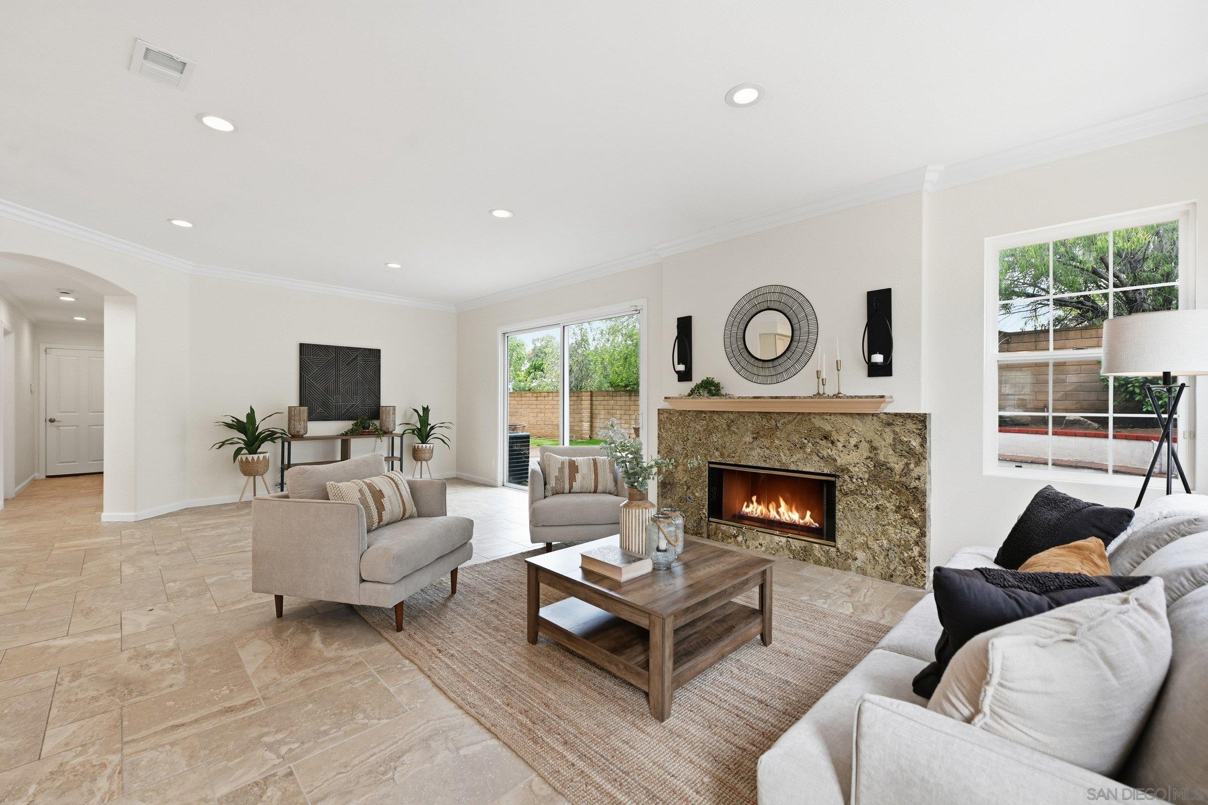 Detail Gallery Image 22 of 56 For 12632  Footman Ln, Poway,  CA 92064 - 4 Beds | 3 Baths