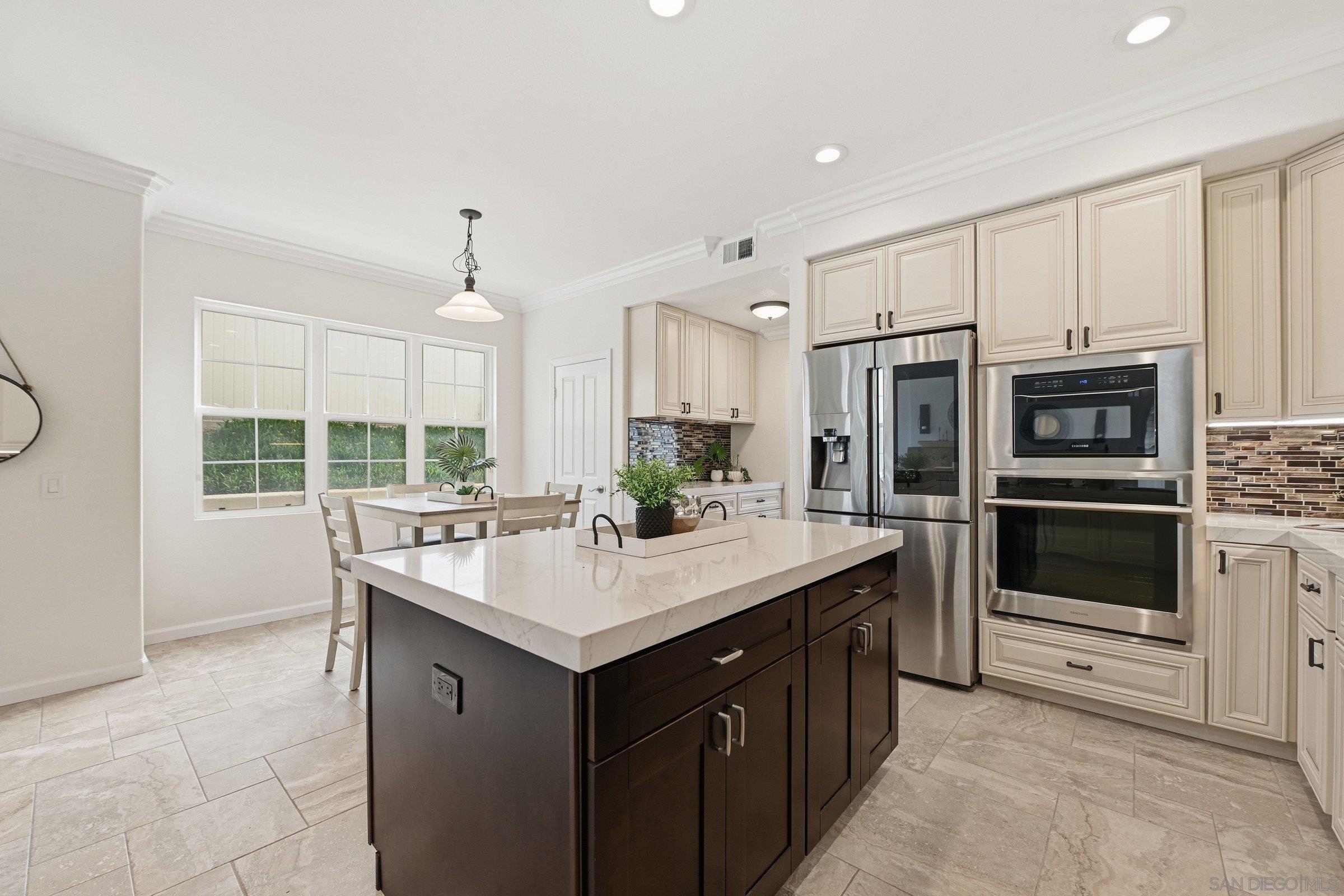 Detail Gallery Image 28 of 56 For 12632  Footman Ln, Poway,  CA 92064 - 4 Beds | 3 Baths