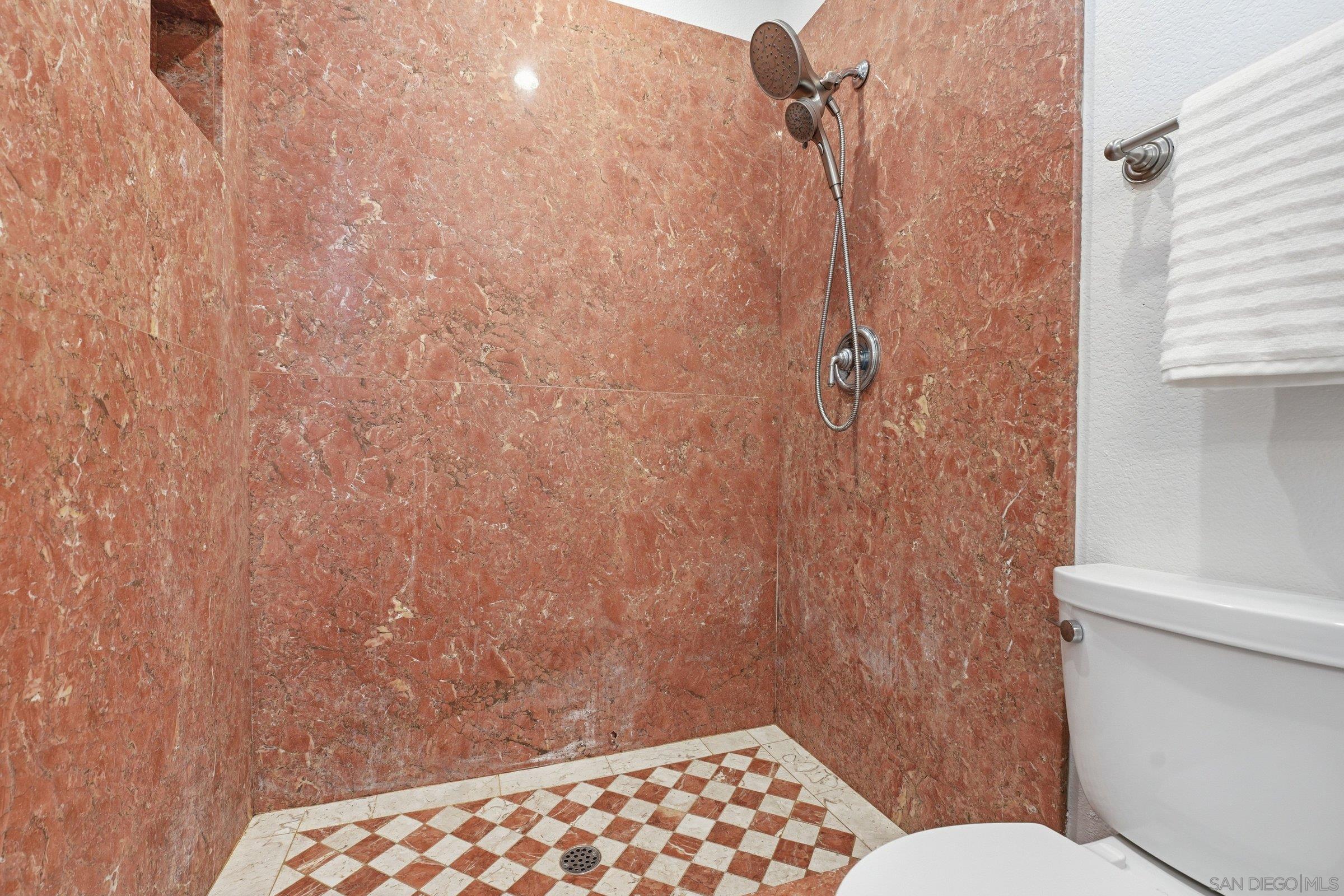 Detail Gallery Image 35 of 56 For 12632  Footman Ln, Poway,  CA 92064 - 4 Beds | 3 Baths