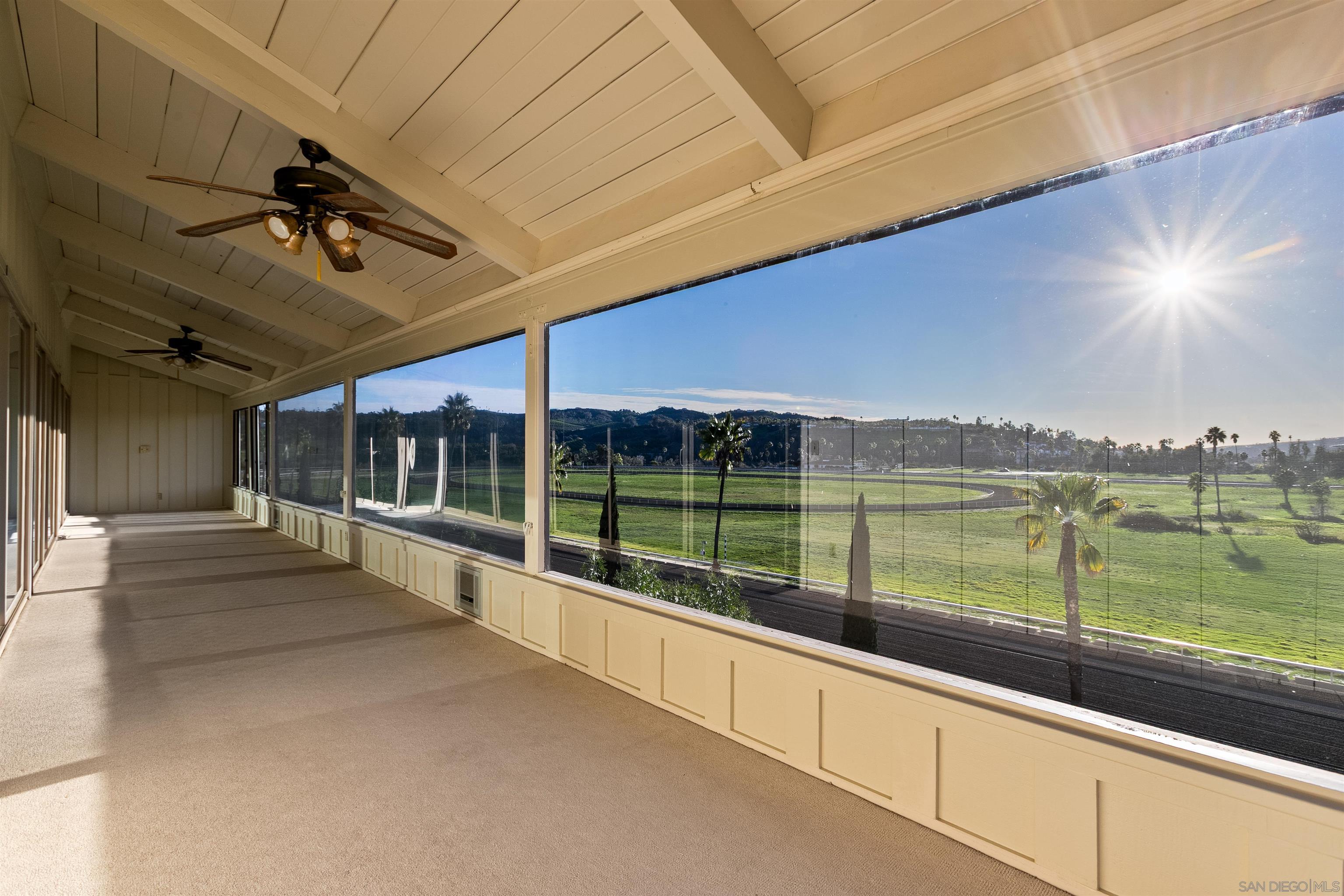 Detail Gallery Image 17 of 75 For 44  via Casitas, Bonsall,  CA 92003 - 3 Beds | 3 Baths