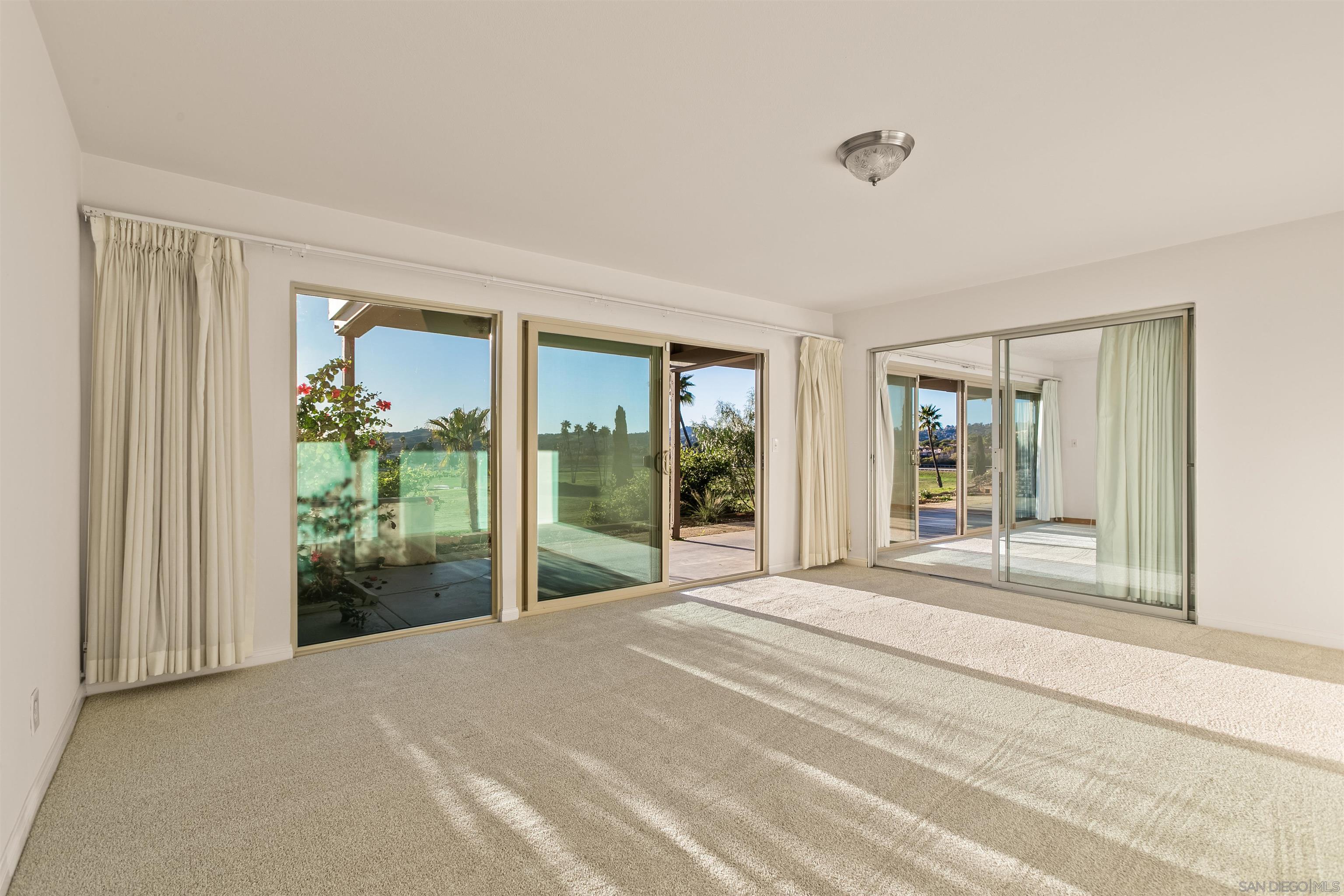 Detail Gallery Image 40 of 75 For 44  via Casitas, Bonsall,  CA 92003 - 3 Beds | 3 Baths