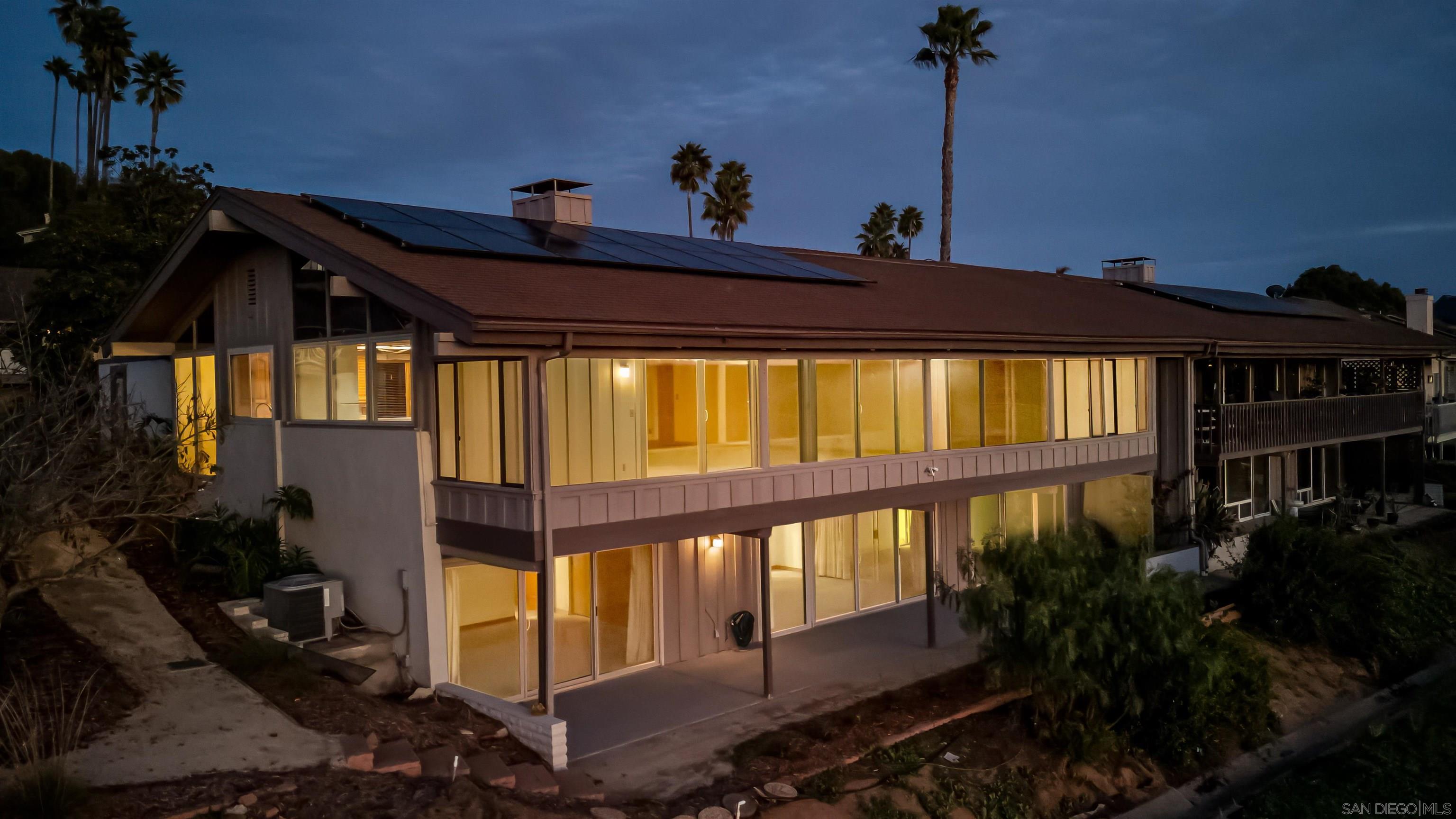 Detail Gallery Image 5 of 75 For 44  via Casitas, Bonsall,  CA 92003 - 3 Beds | 3 Baths