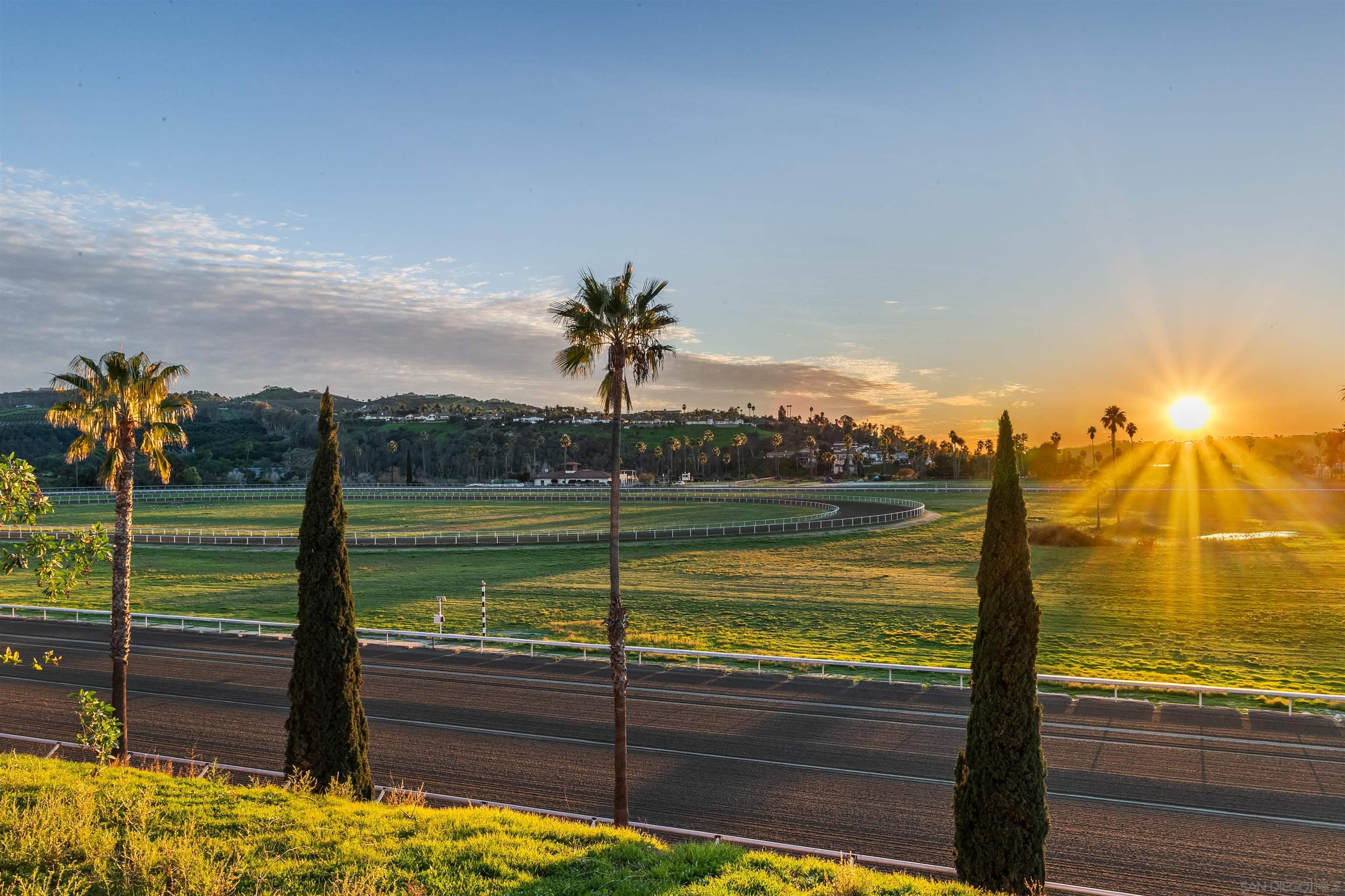 Detail Gallery Image 7 of 75 For 44  via Casitas, Bonsall,  CA 92003 - 3 Beds | 3 Baths