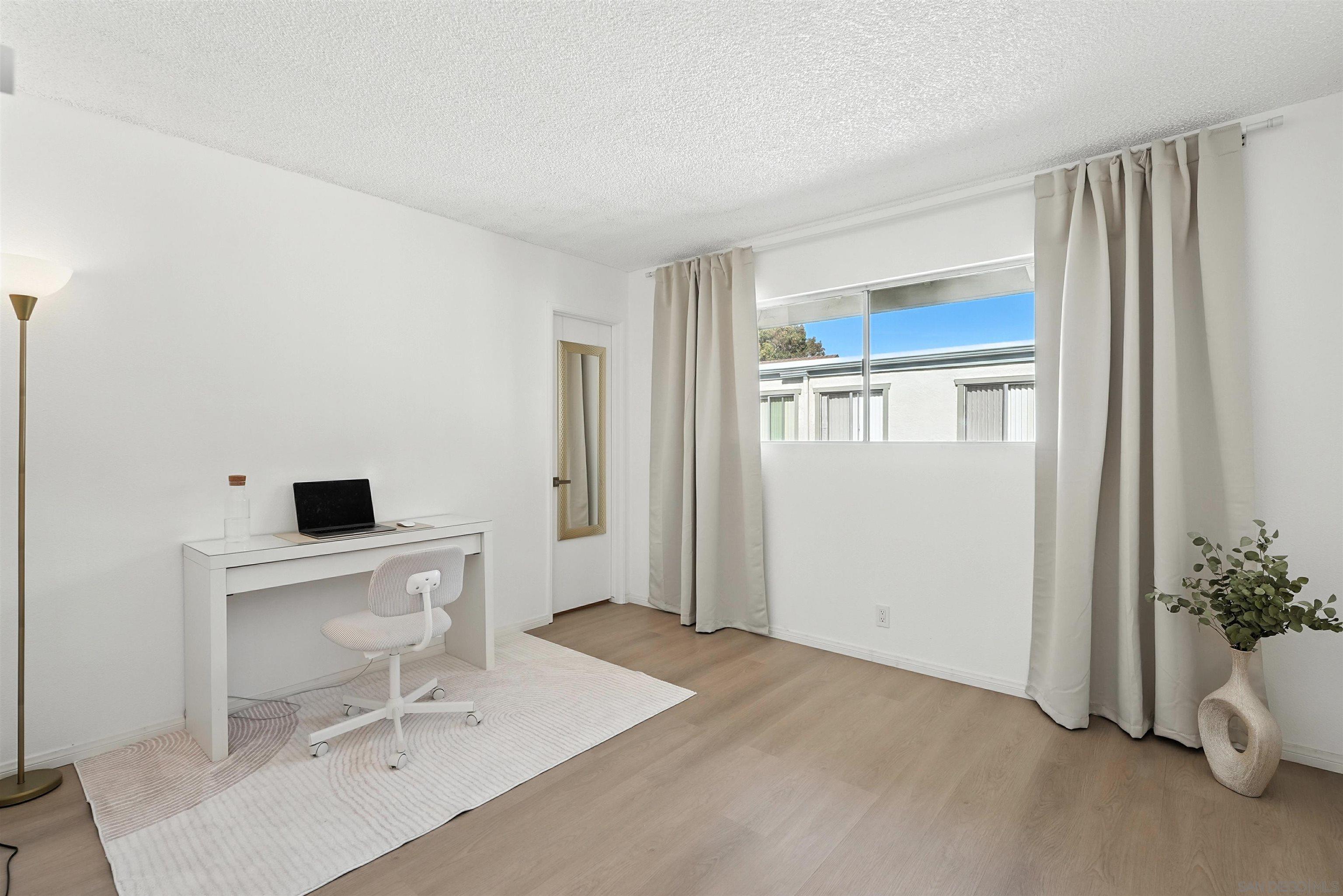 Detail Gallery Image 12 of 17 For 6929  Park Mesa Way  #126,  San Diego,  CA 92111 - 2 Beds | 1/1 Baths