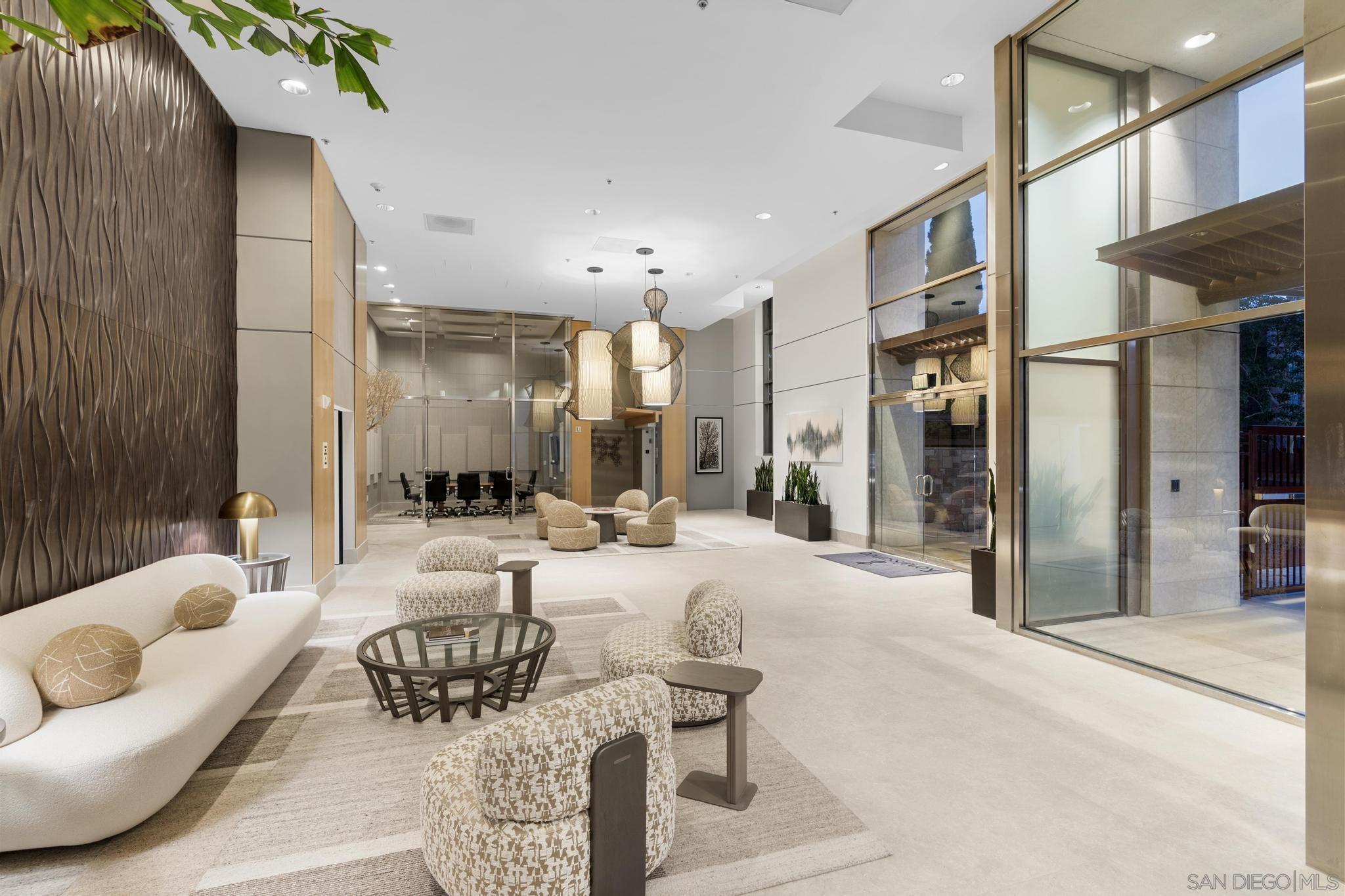 Detail Gallery Image 23 of 46 For 645  Front St  1506, San Diego,  CA 92101 - 2 Beds | 2/1 Baths