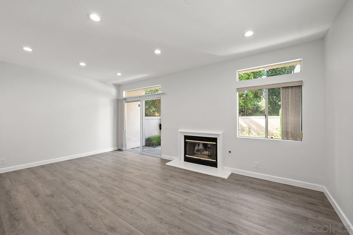 Detail Gallery Image 7 of 48 For 7274  Shoreline Dr  117, San Diego,  CA 92122 - 2 Beds | 2/1 Baths