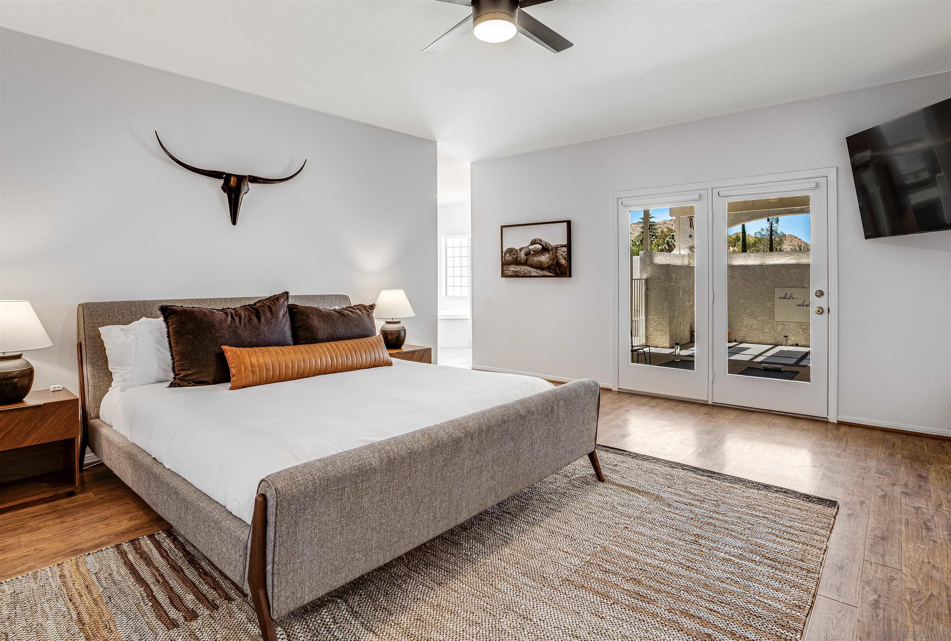 Detail Gallery Image 16 of 46 For 9255  Del Monte Avenue, Yucca Valley,  CA 92284 - 5 Beds | 2/1 Baths