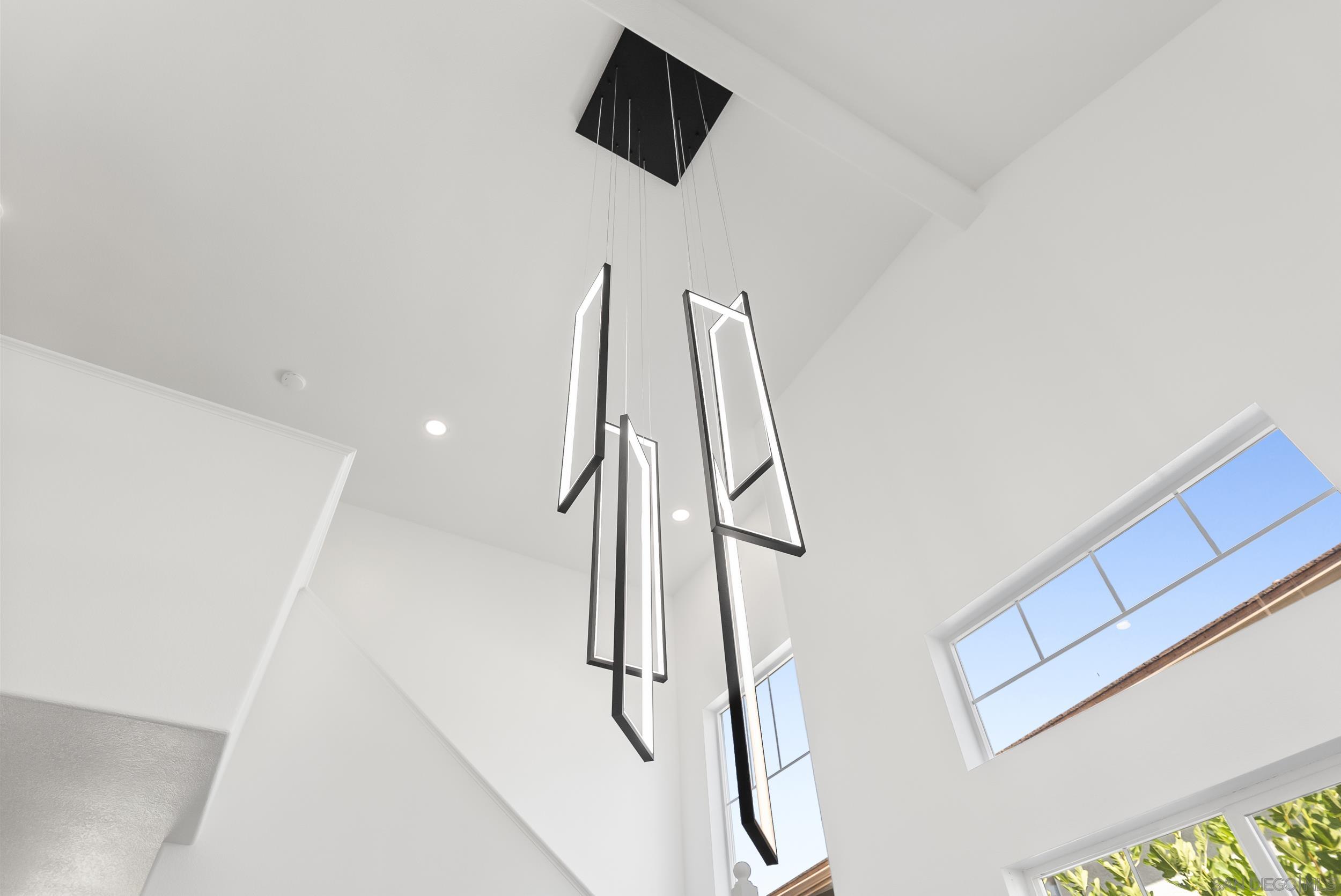 Detail Gallery Image 8 of 71 For 1340  Monte Sereno Ave, Chula Vista,  CA 91913 - 4 Beds | 3 Baths