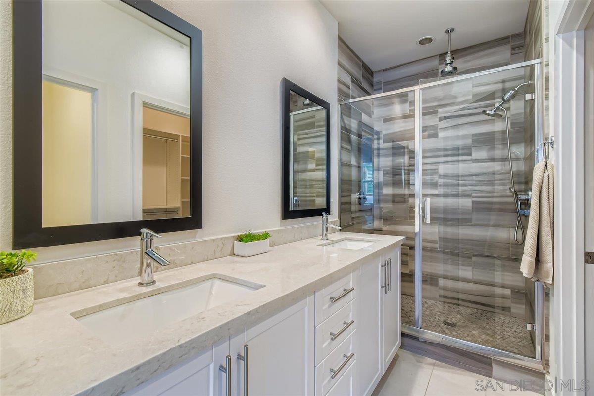 Detail Gallery Image 12 of 55 For 2624  Aperture Cir, San Diego,  CA 92108 - 3 Beds | 2/1 Baths