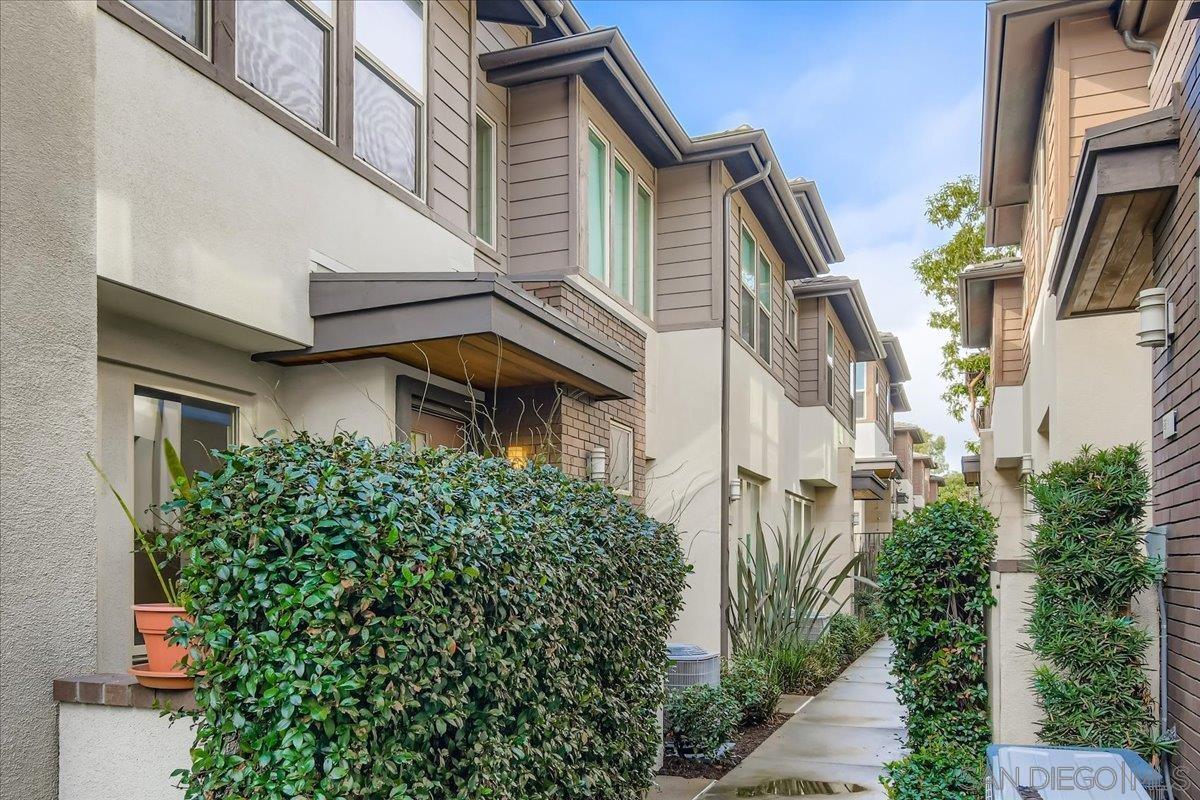 Detail Gallery Image 25 of 55 For 2624  Aperture Cir, San Diego,  CA 92108 - 3 Beds | 2/1 Baths