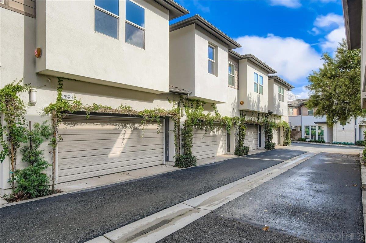 Detail Gallery Image 27 of 55 For 2624  Aperture Cir, San Diego,  CA 92108 - 3 Beds | 2/1 Baths