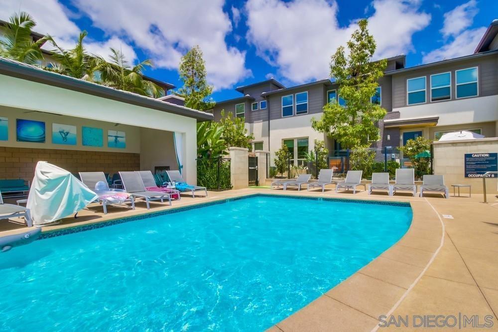 Detail Gallery Image 28 of 55 For 2624  Aperture Cir, San Diego,  CA 92108 - 3 Beds | 2/1 Baths