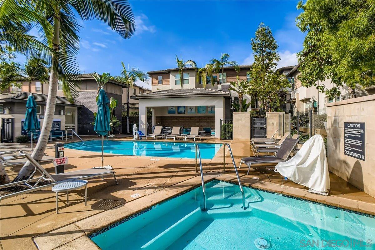 Detail Gallery Image 30 of 55 For 2624  Aperture Cir, San Diego,  CA 92108 - 3 Beds | 2/1 Baths