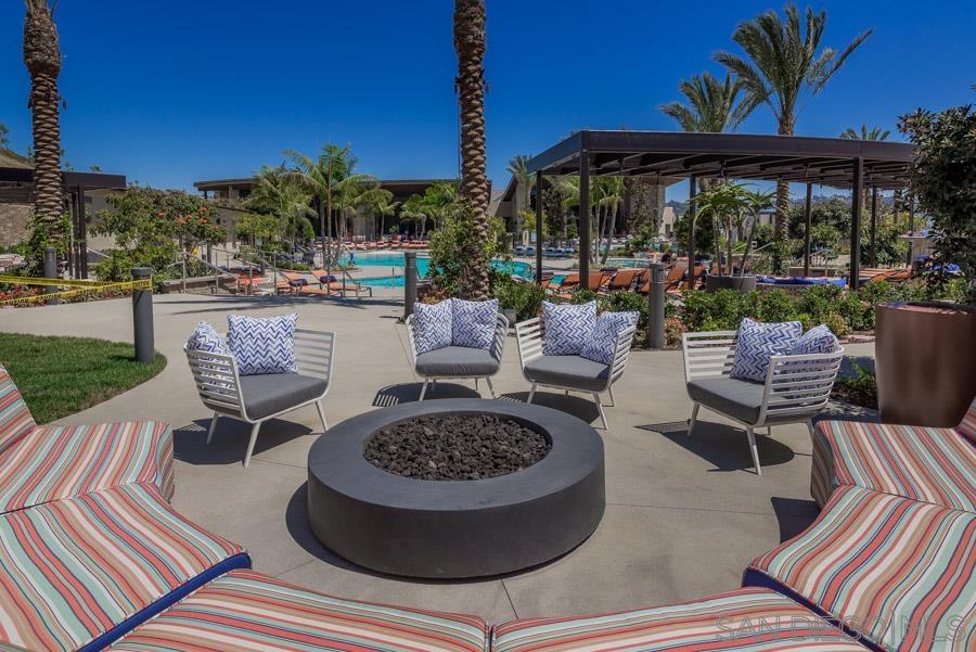 Detail Gallery Image 42 of 55 For 2624  Aperture Cir, San Diego,  CA 92108 - 3 Beds | 2/1 Baths