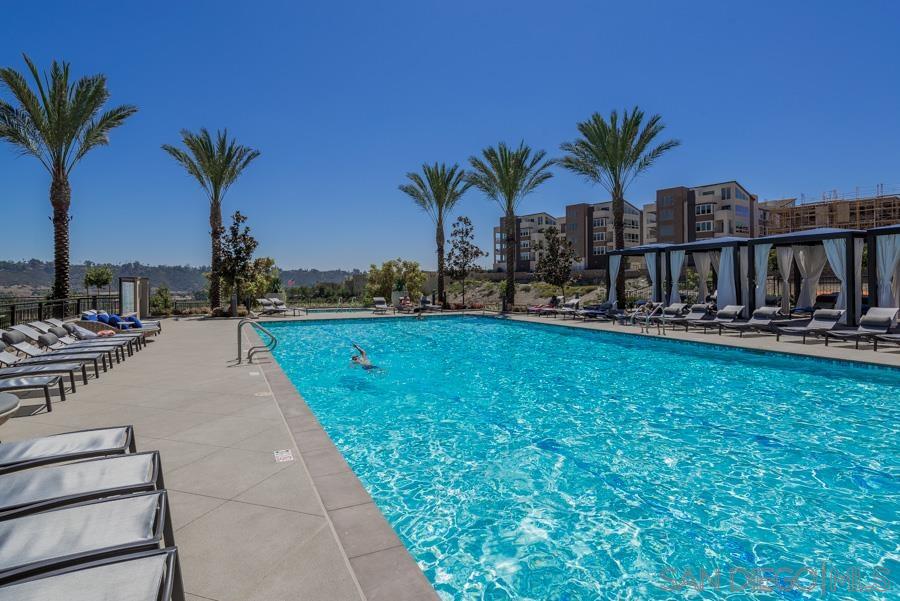 Detail Gallery Image 46 of 55 For 2624  Aperture Cir, San Diego,  CA 92108 - 3 Beds | 2/1 Baths