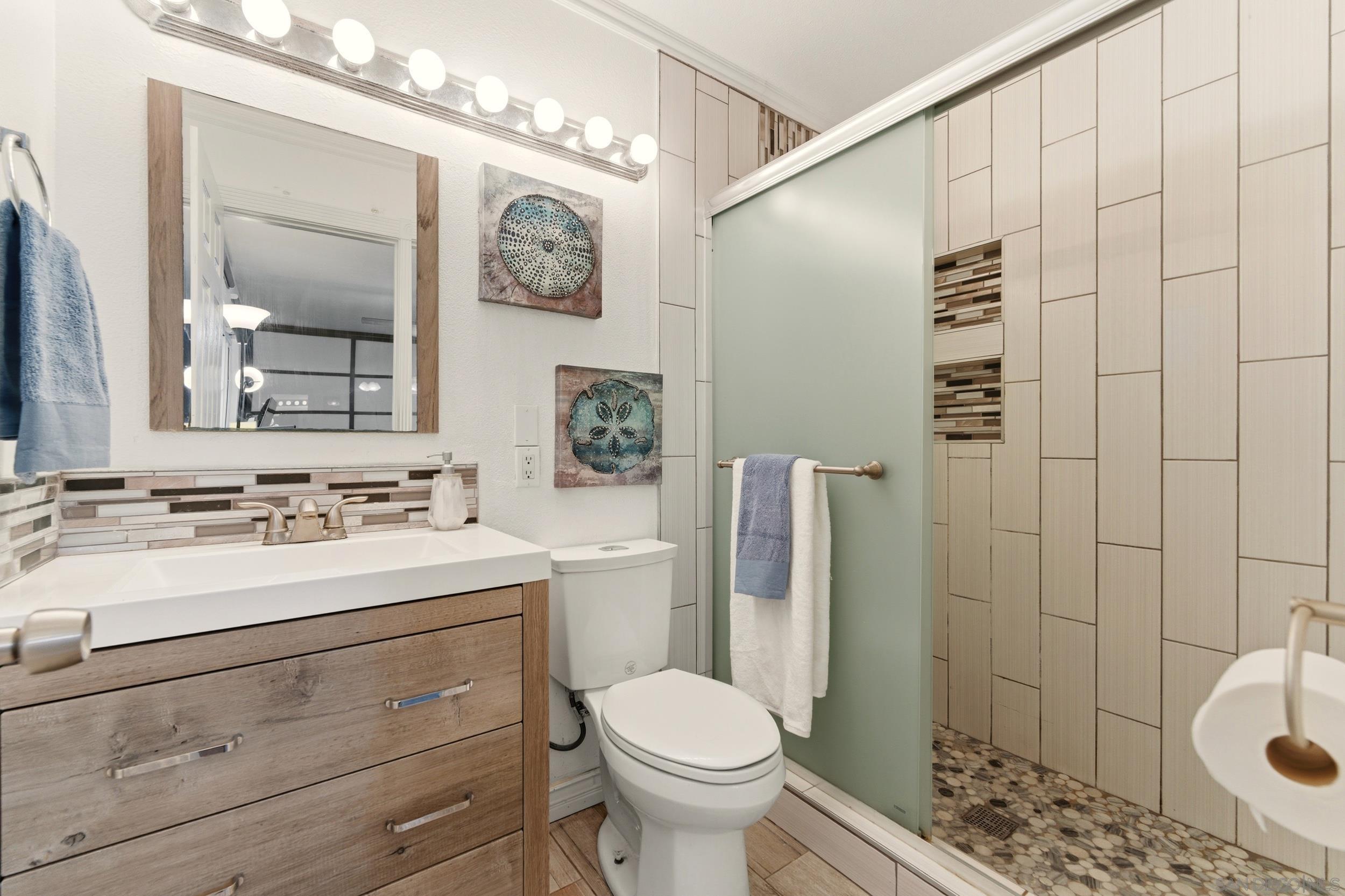 Detail Gallery Image 15 of 34 For 3116  Groton Way  #2,  San Diego,  CA 92110 - 3 Beds | 2 Baths