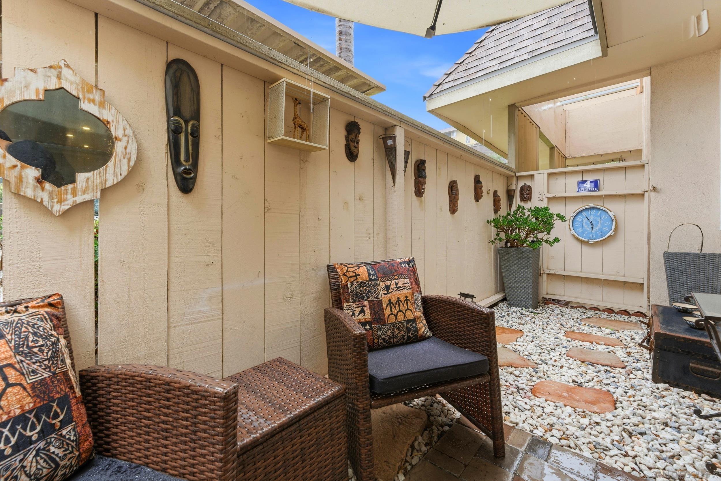 Detail Gallery Image 17 of 34 For 3116  Groton Way  #2,  San Diego,  CA 92110 - 3 Beds | 2 Baths