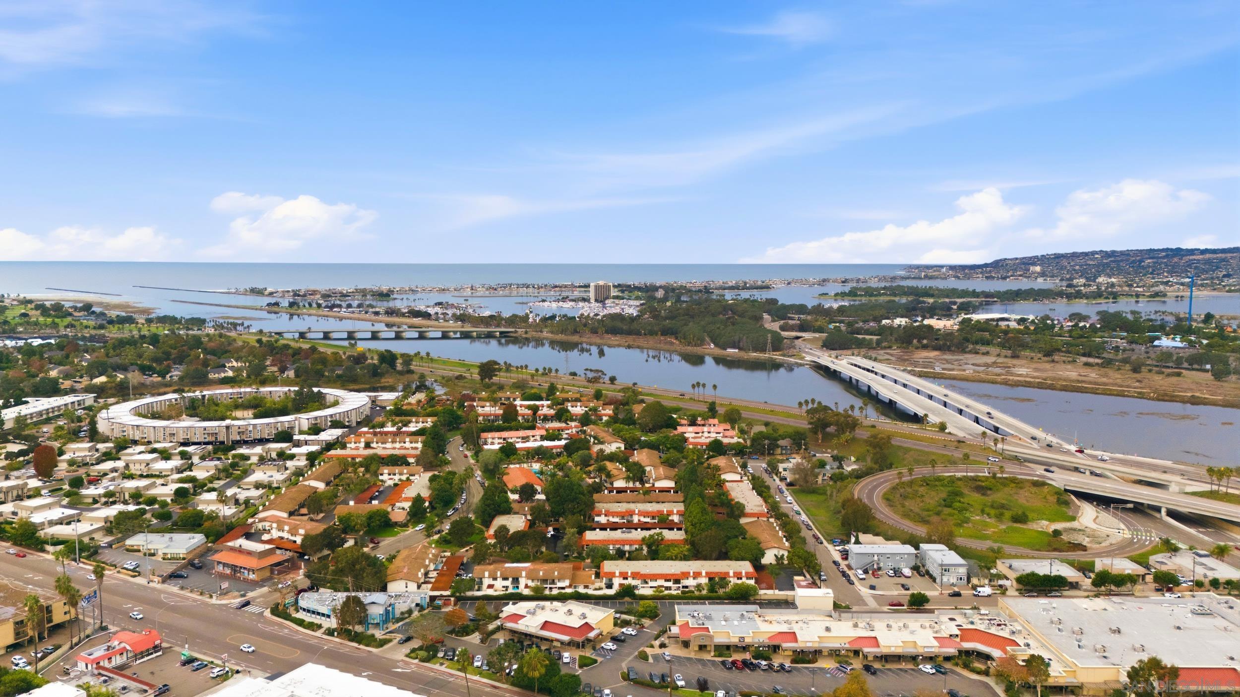Detail Gallery Image 20 of 34 For 3116  Groton Way  #2,  San Diego,  CA 92110 - 3 Beds | 2 Baths