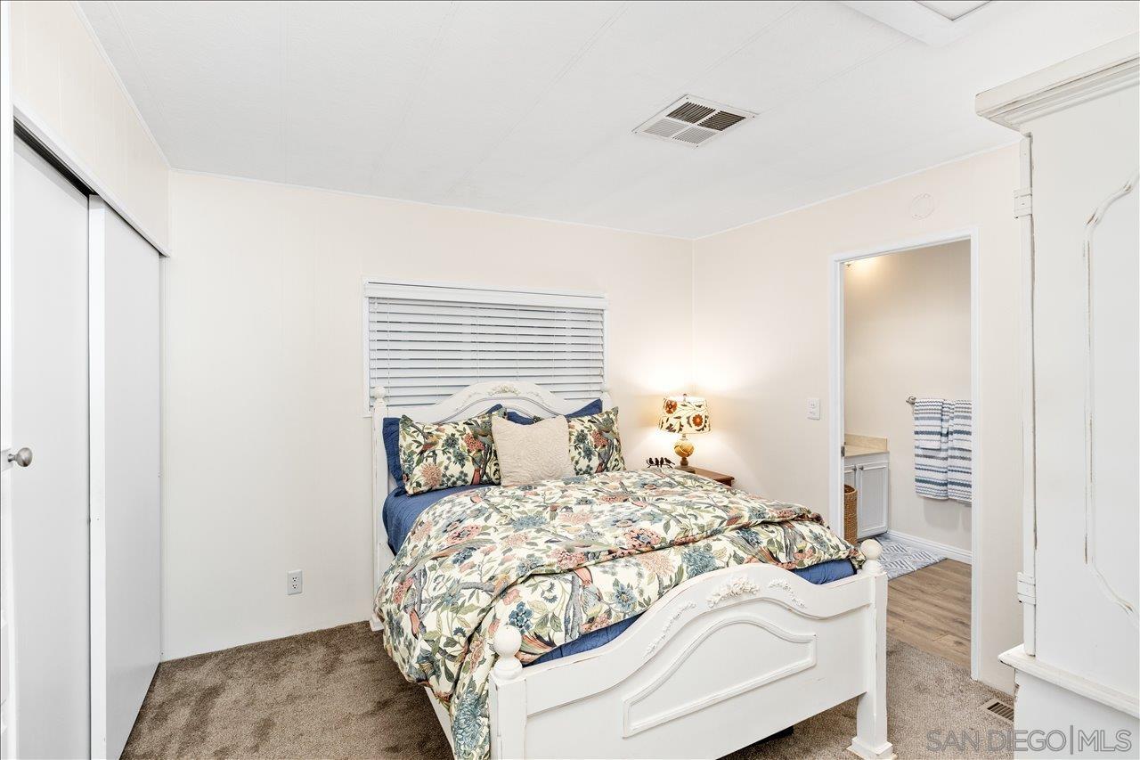 Detail Gallery Image 14 of 44 For 7027  San Bartolo  #43,  Carlsbad,  CA 92011 - 2 Beds | 2 Baths