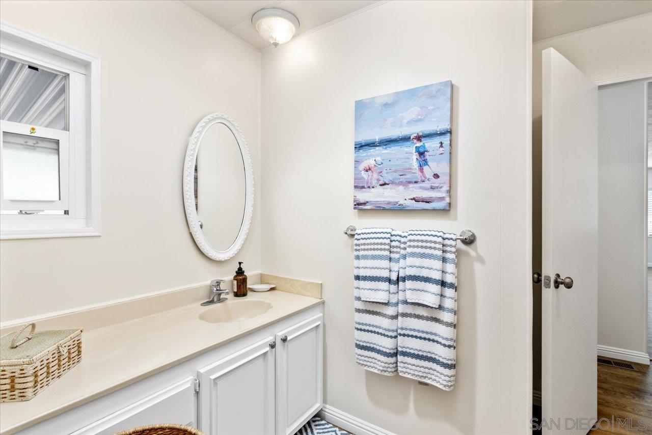 Detail Gallery Image 16 of 44 For 7027  San Bartolo  #43,  Carlsbad,  CA 92011 - 2 Beds | 2 Baths