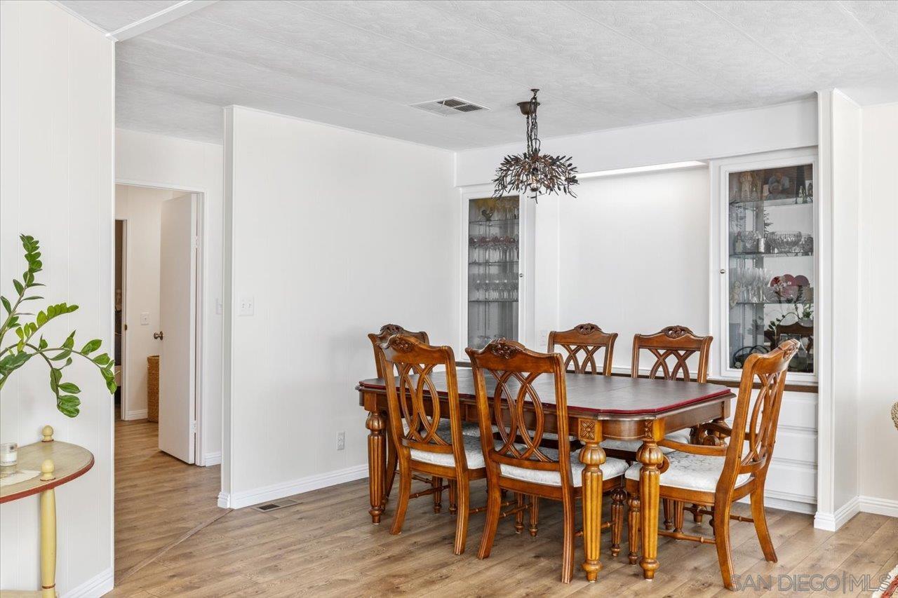 Detail Gallery Image 5 of 44 For 7027  San Bartolo  #43,  Carlsbad,  CA 92011 - 2 Beds | 2 Baths