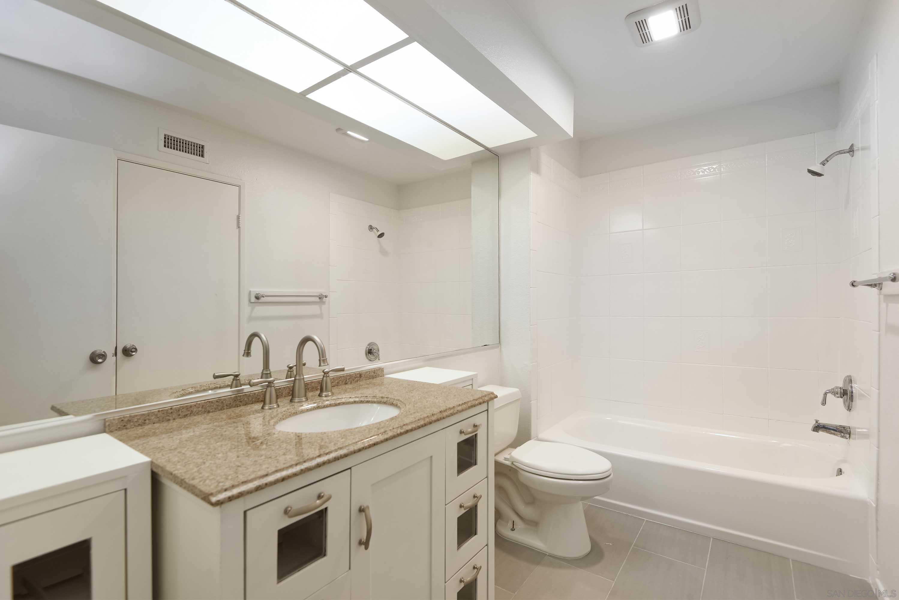 Detail Gallery Image 20 of 33 For Cabo Bahia, Chula Vista,  CA 91914 - 2 Beds | 2 Baths