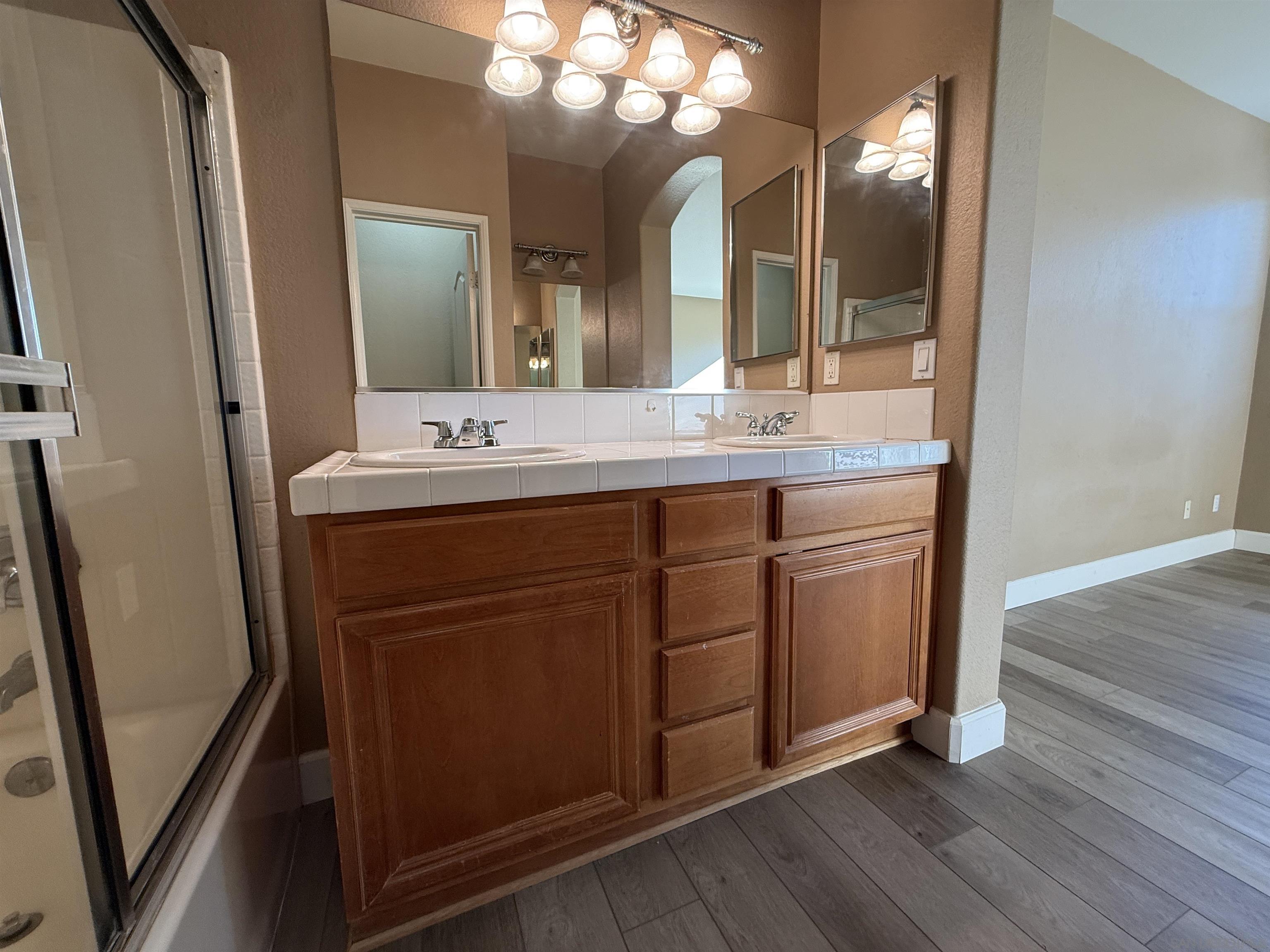 Detail Gallery Image 35 of 50 For 6471  Terraza Portico, Carlsbad,  CA 92009 - 3 Beds | 2/1 Baths