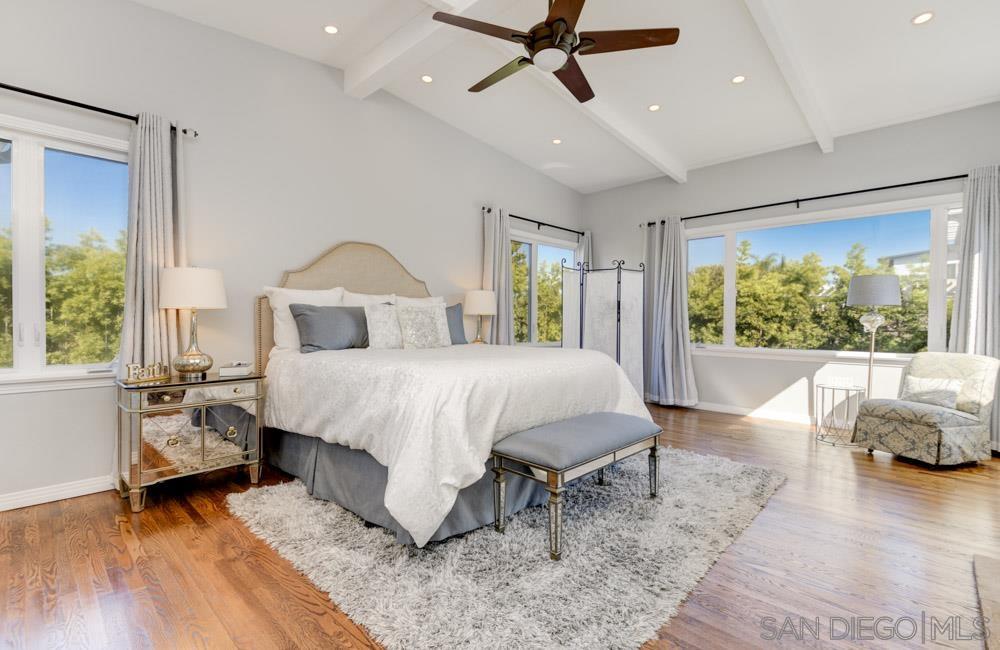 Detail Gallery Image 25 of 38 For 250  Redwood Ave, Carlsbad,  CA 92008 - 3 Beds | 2 Baths