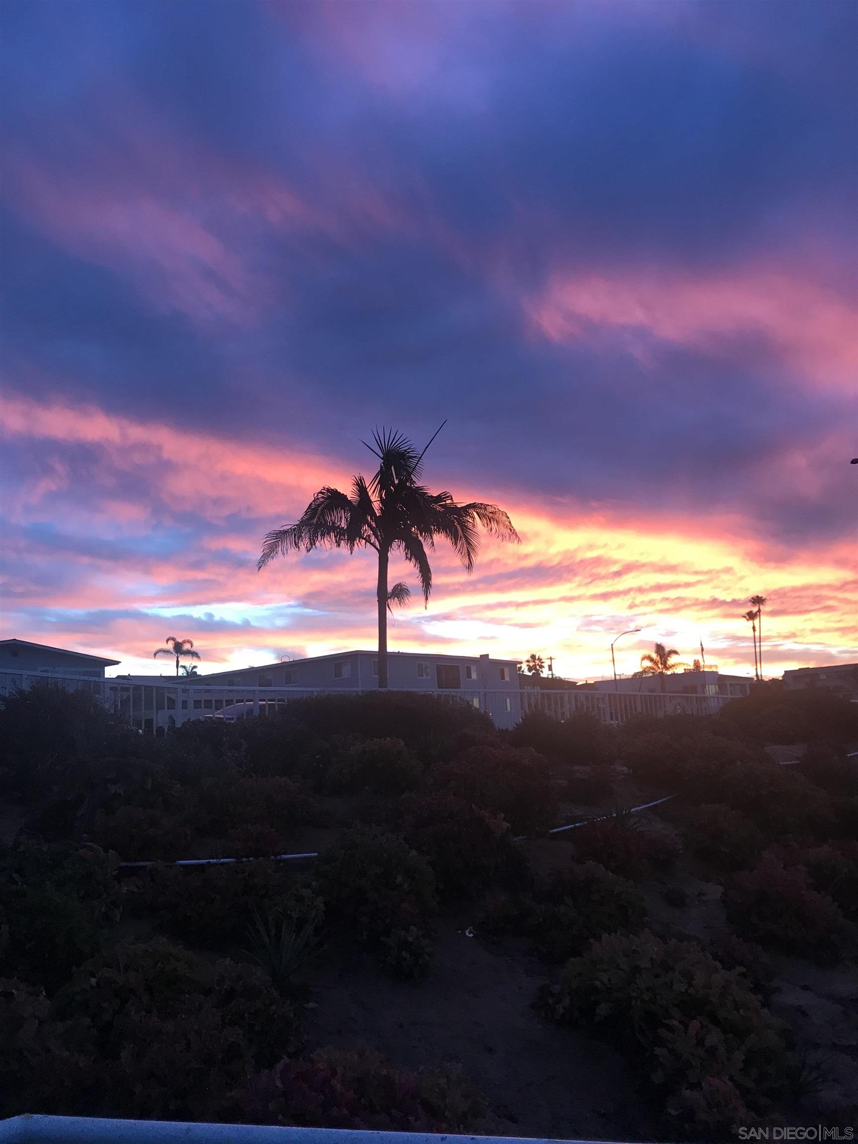 Detail Gallery Image 36 of 38 For 250  Redwood Ave, Carlsbad,  CA 92008 - 3 Beds | 2 Baths