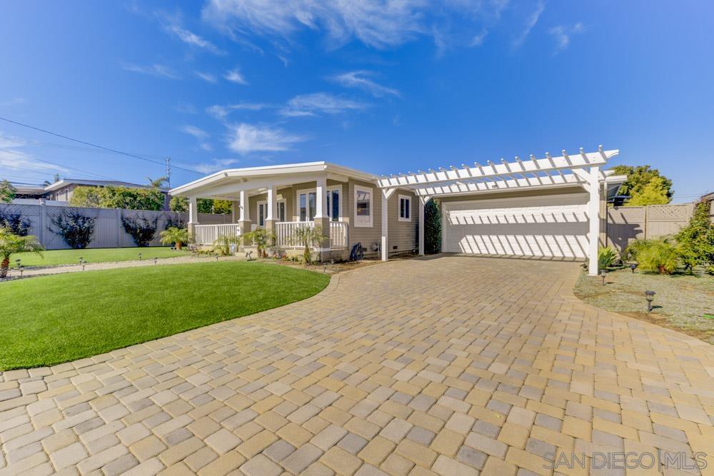 Detail Gallery Image 6 of 38 For 250  Redwood Ave, Carlsbad,  CA 92008 - 3 Beds | 2 Baths