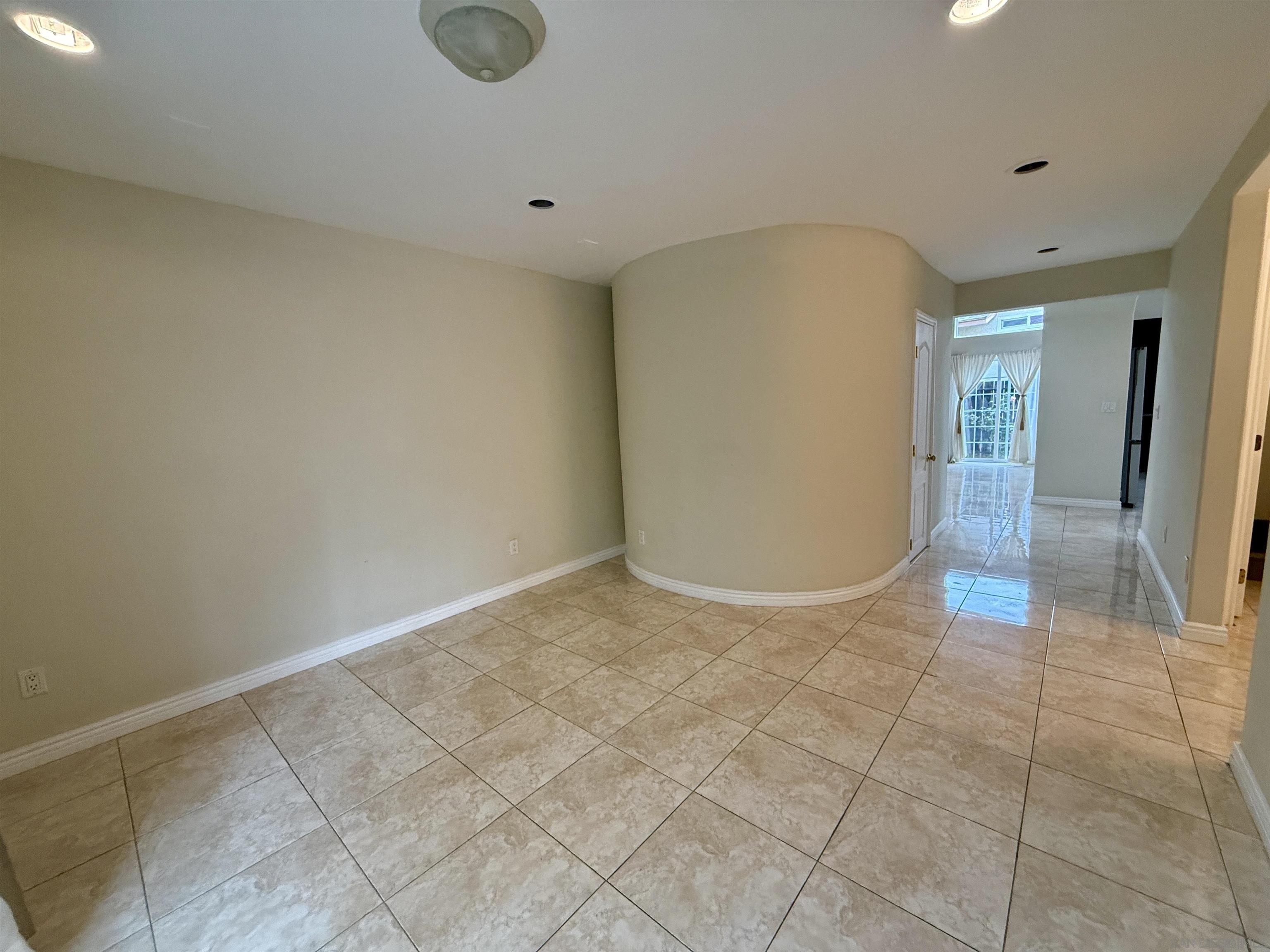 Detail Gallery Image 36 of 65 For 12665  Sundance Ave, San Diego,  CA 92129 - 7 Beds | 4 Baths