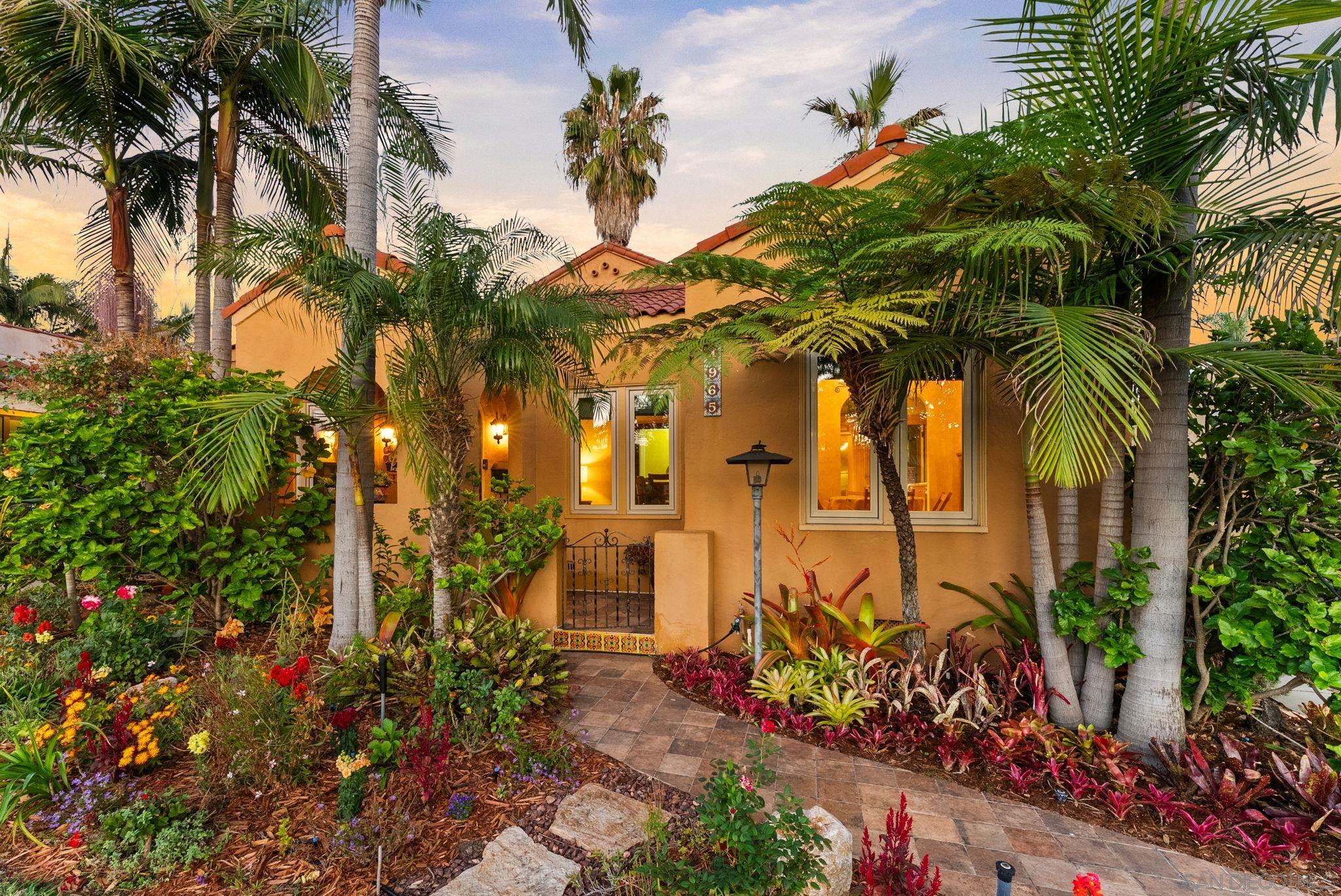 Detail Gallery Image 3 of 48 For 4965  Marlborough Drive, San Diego,  CA 92116 - 3 Beds | 2 Baths